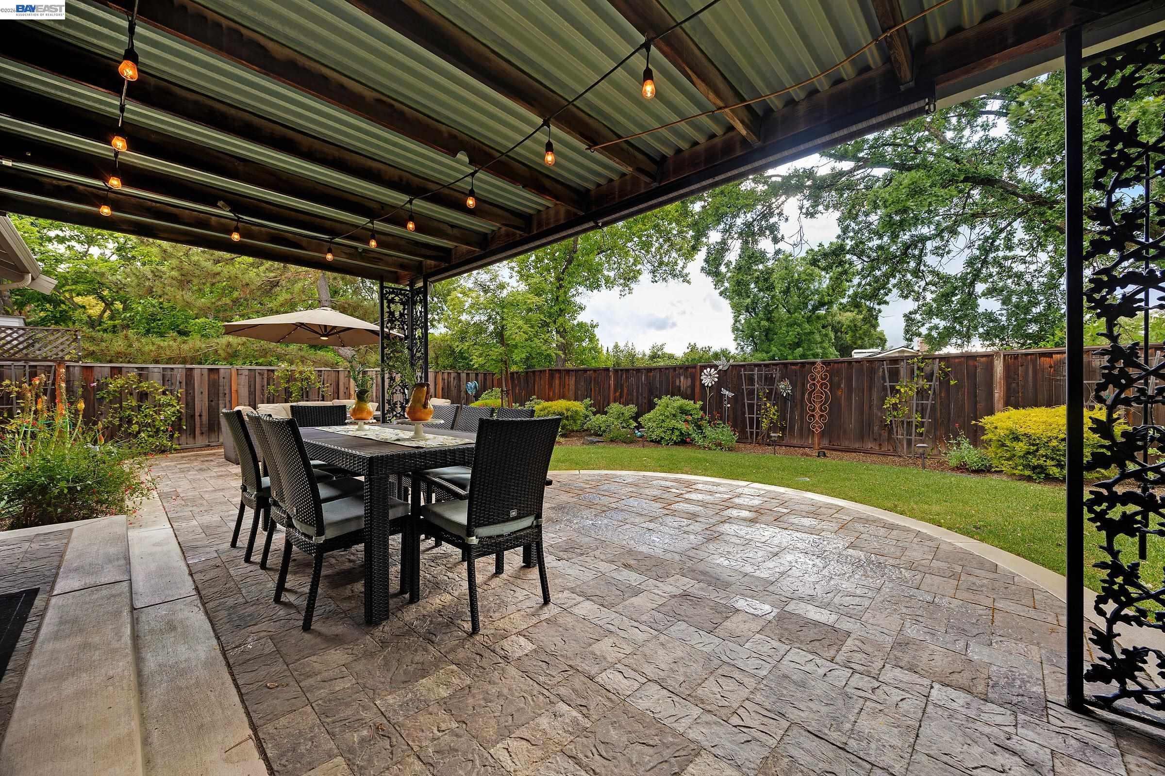 3511 Touriga Dr