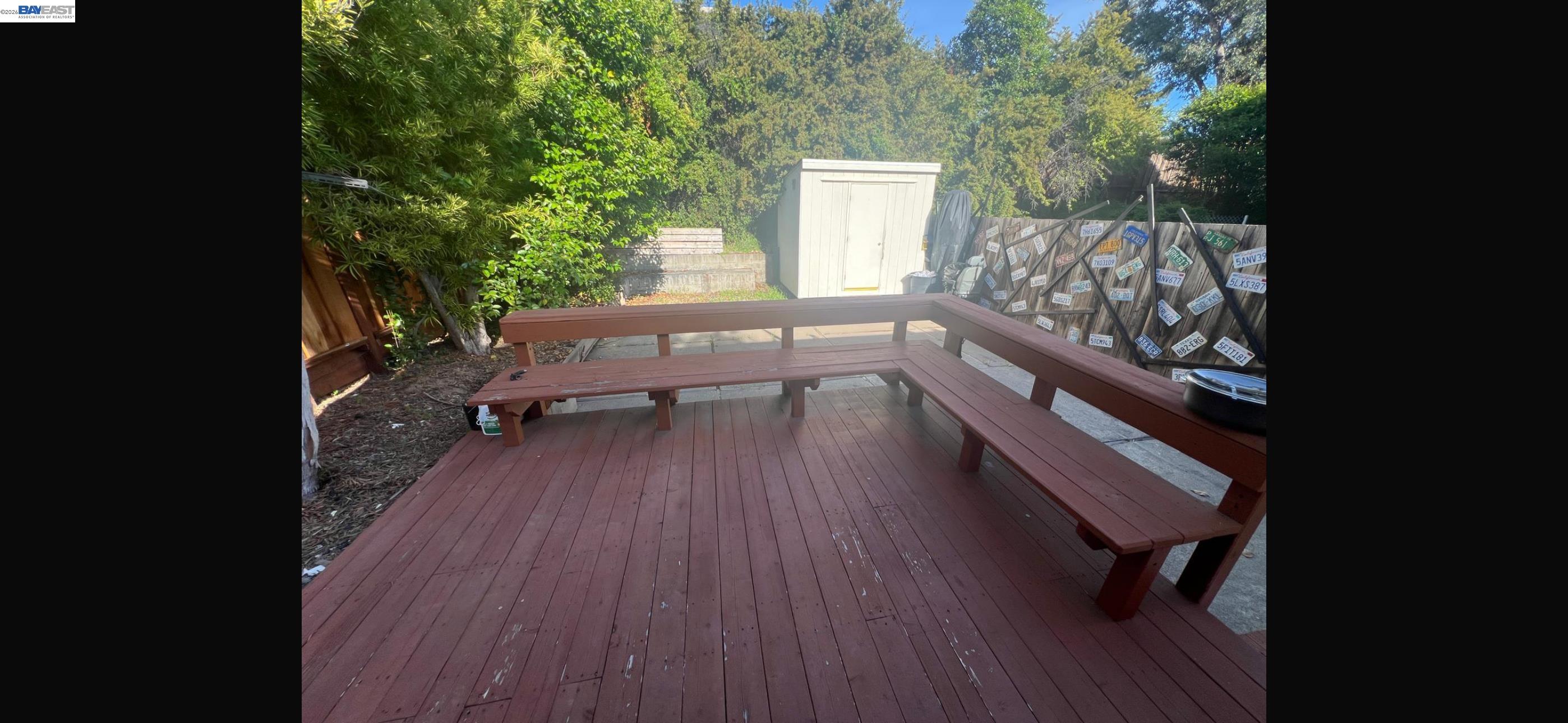 1594 Morgan Ln.