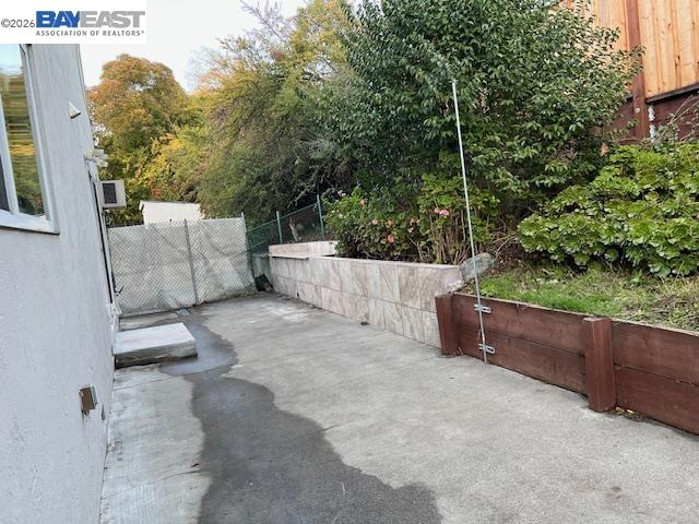 1594 Morgan Ln.
