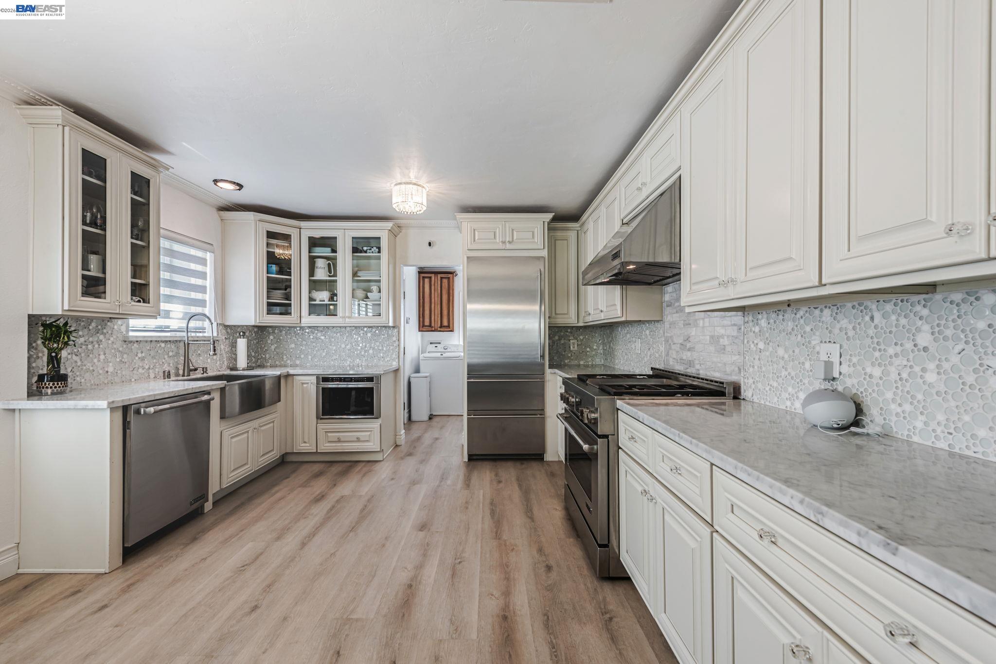 35970 Vivian Pl