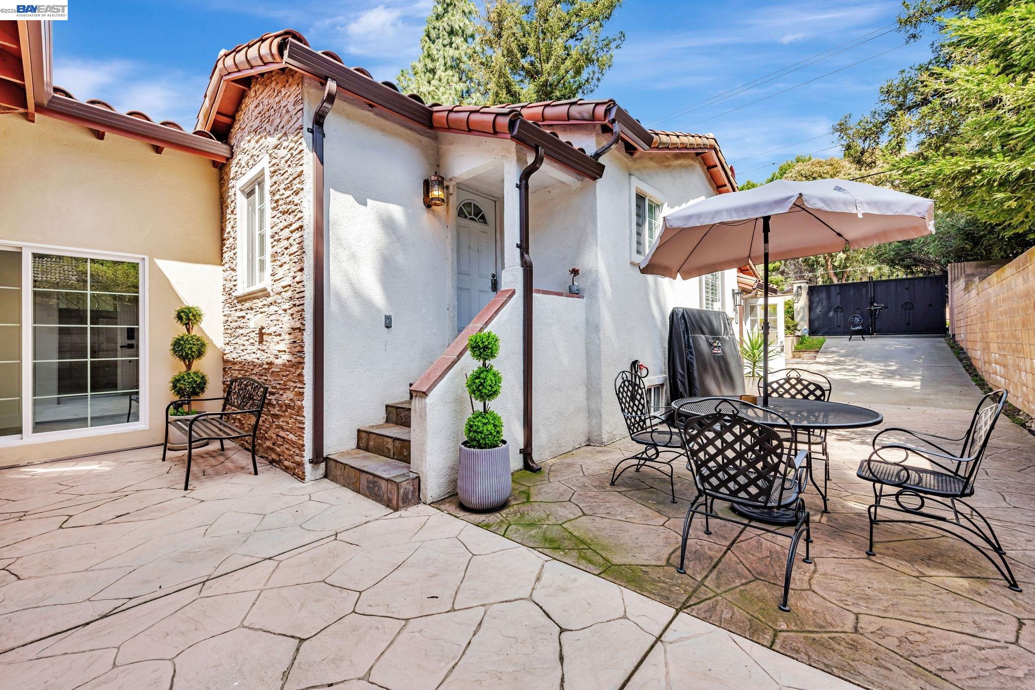 35970 Vivian Pl