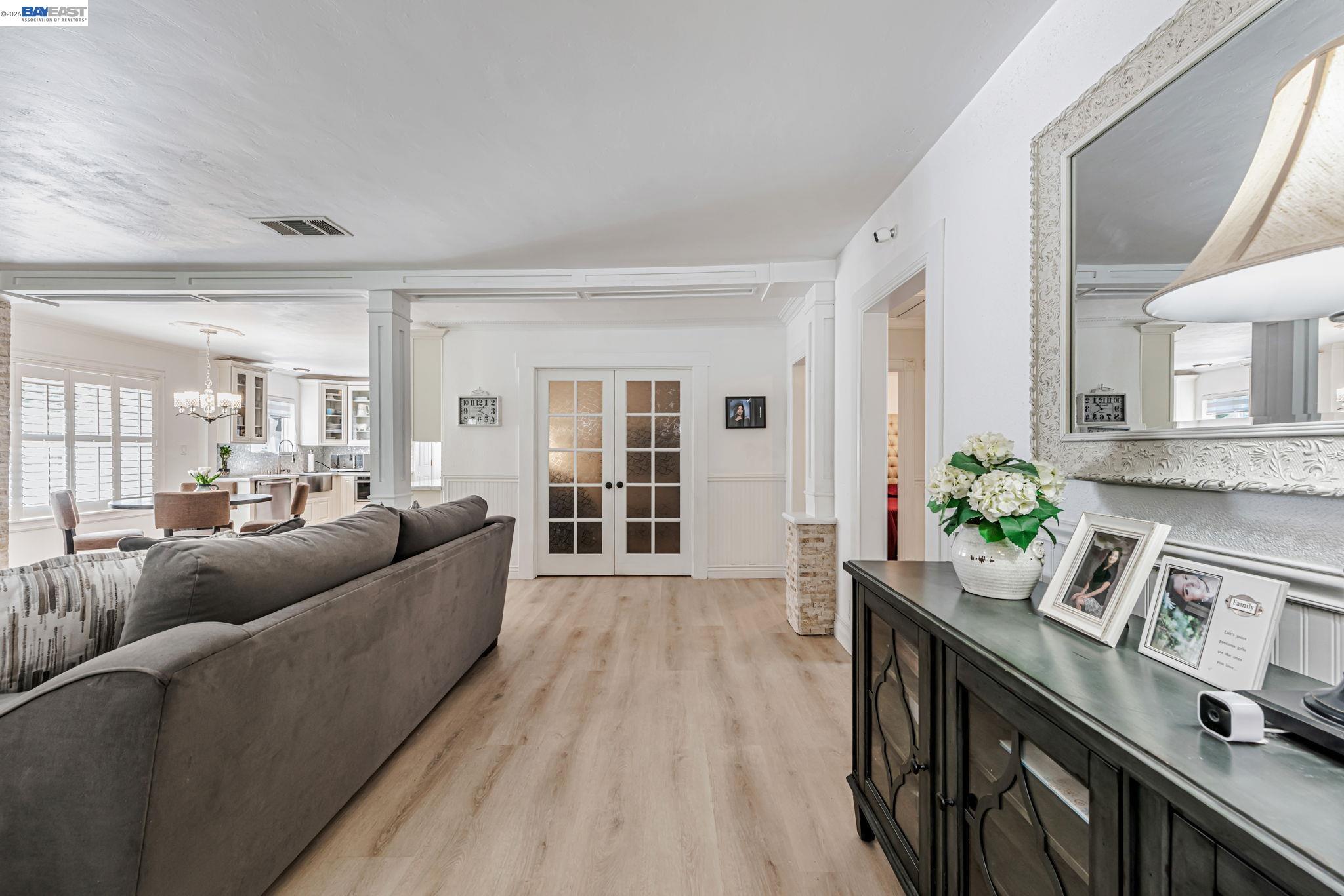 35970 Vivian Pl