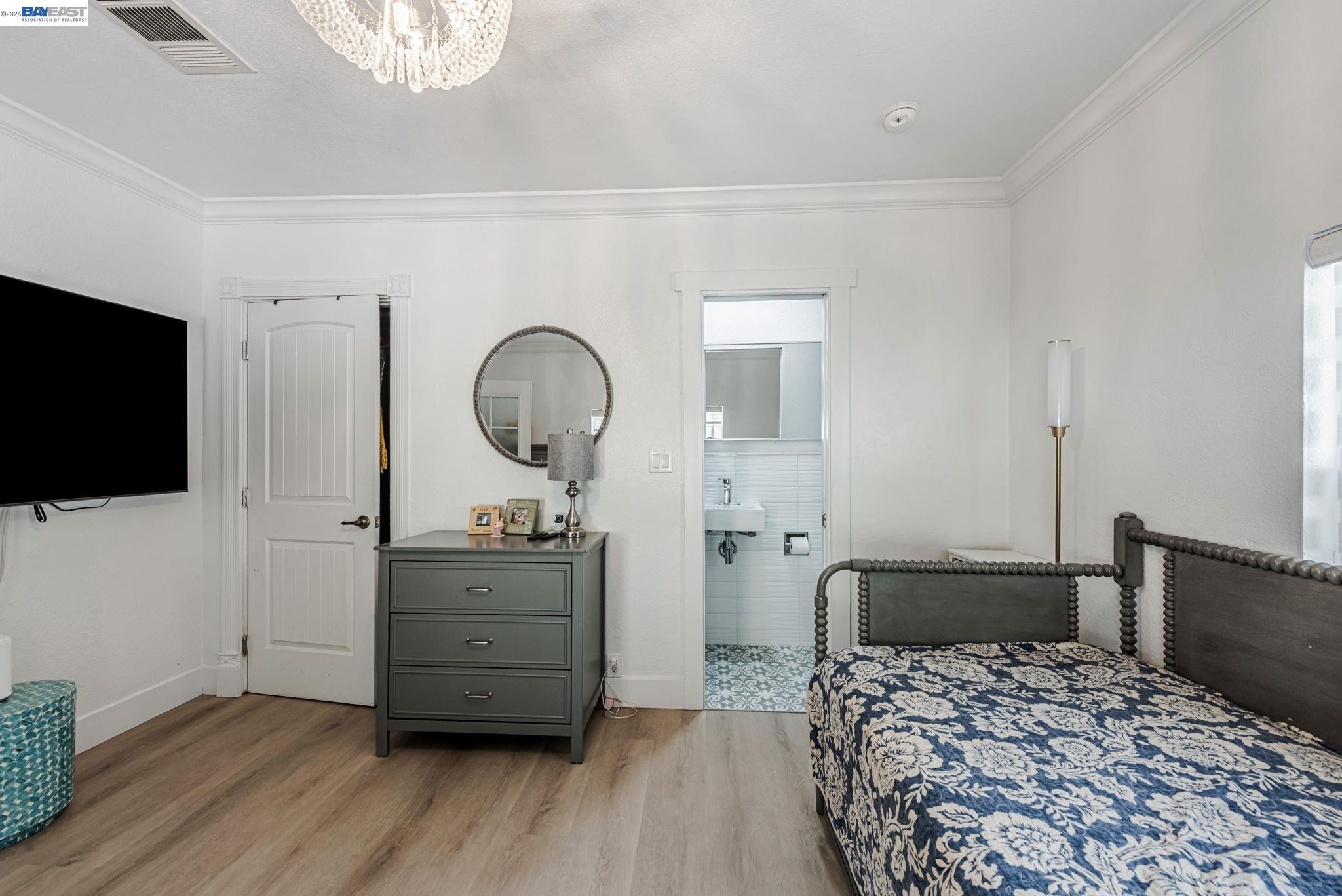 35970 Vivian Pl
