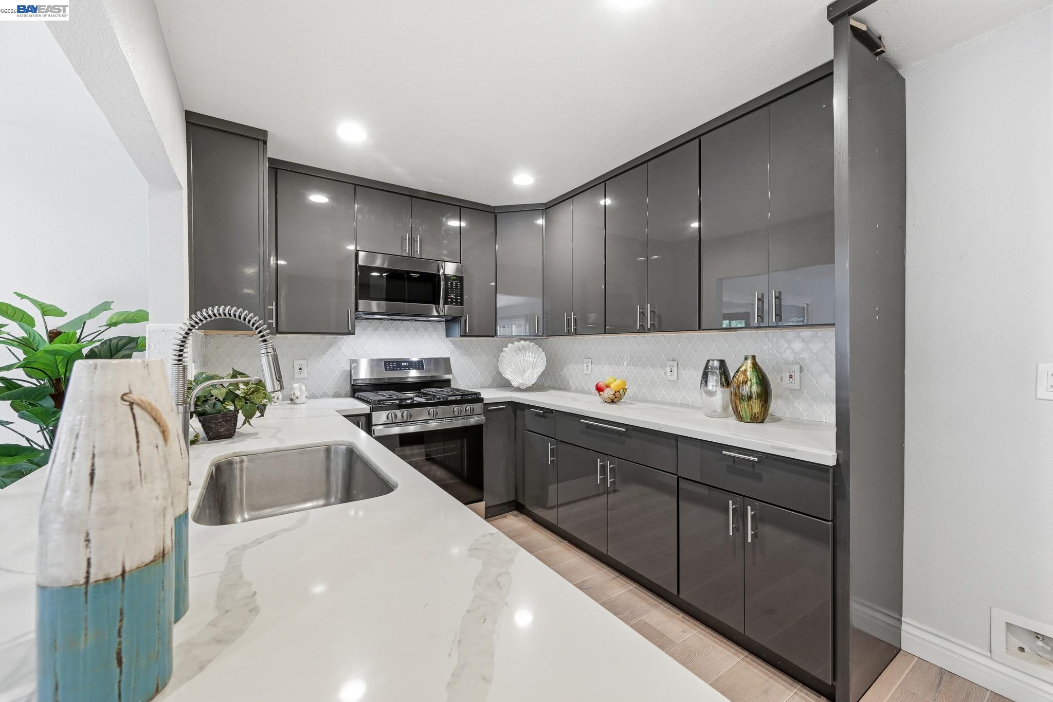 31333 San Andreas Dr