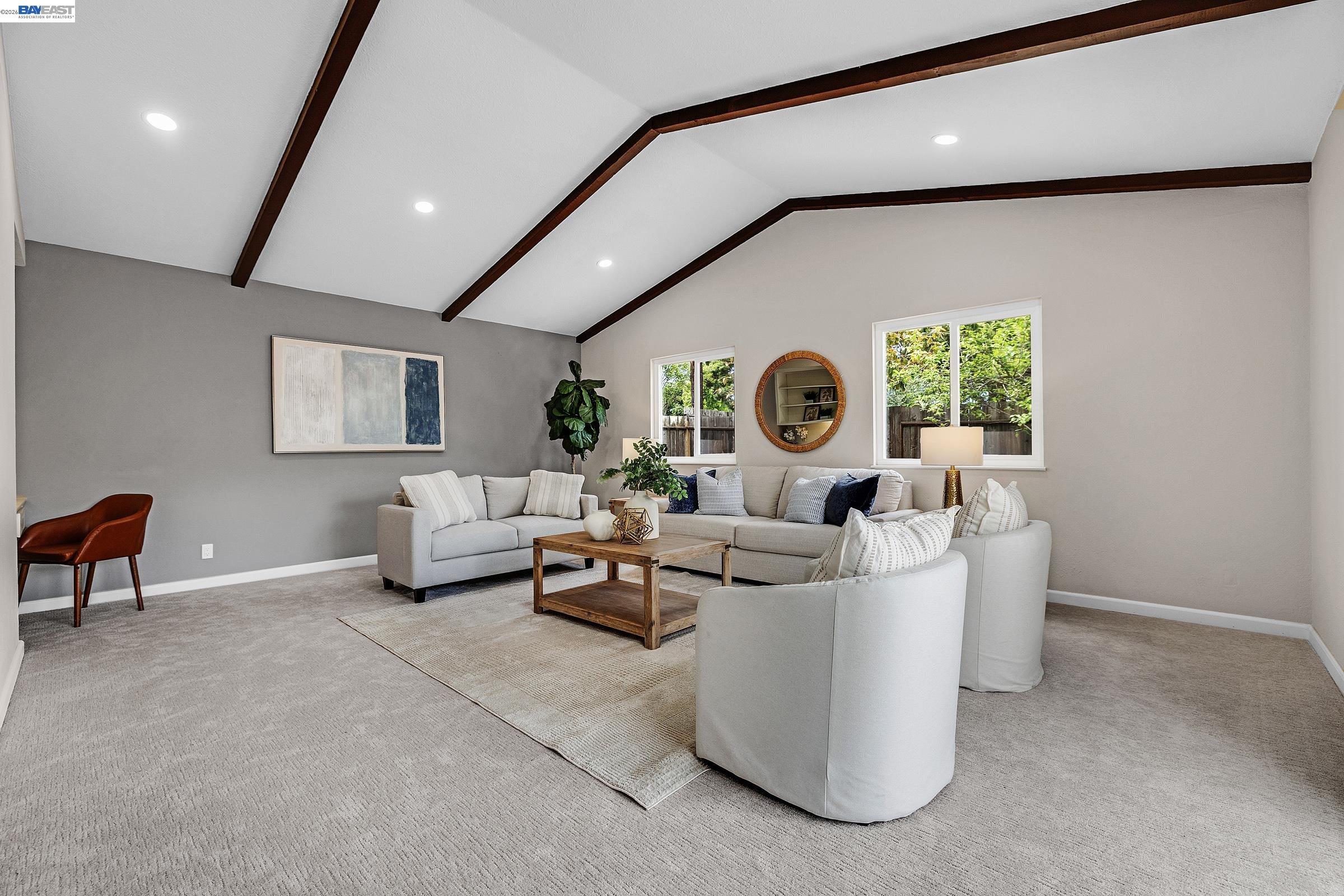 3279 Santa Barbara Ct