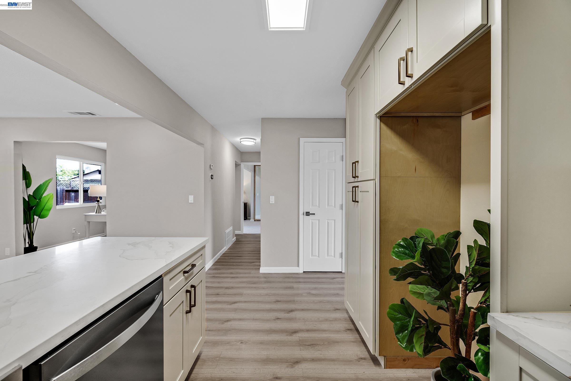 3279 Santa Barbara Ct