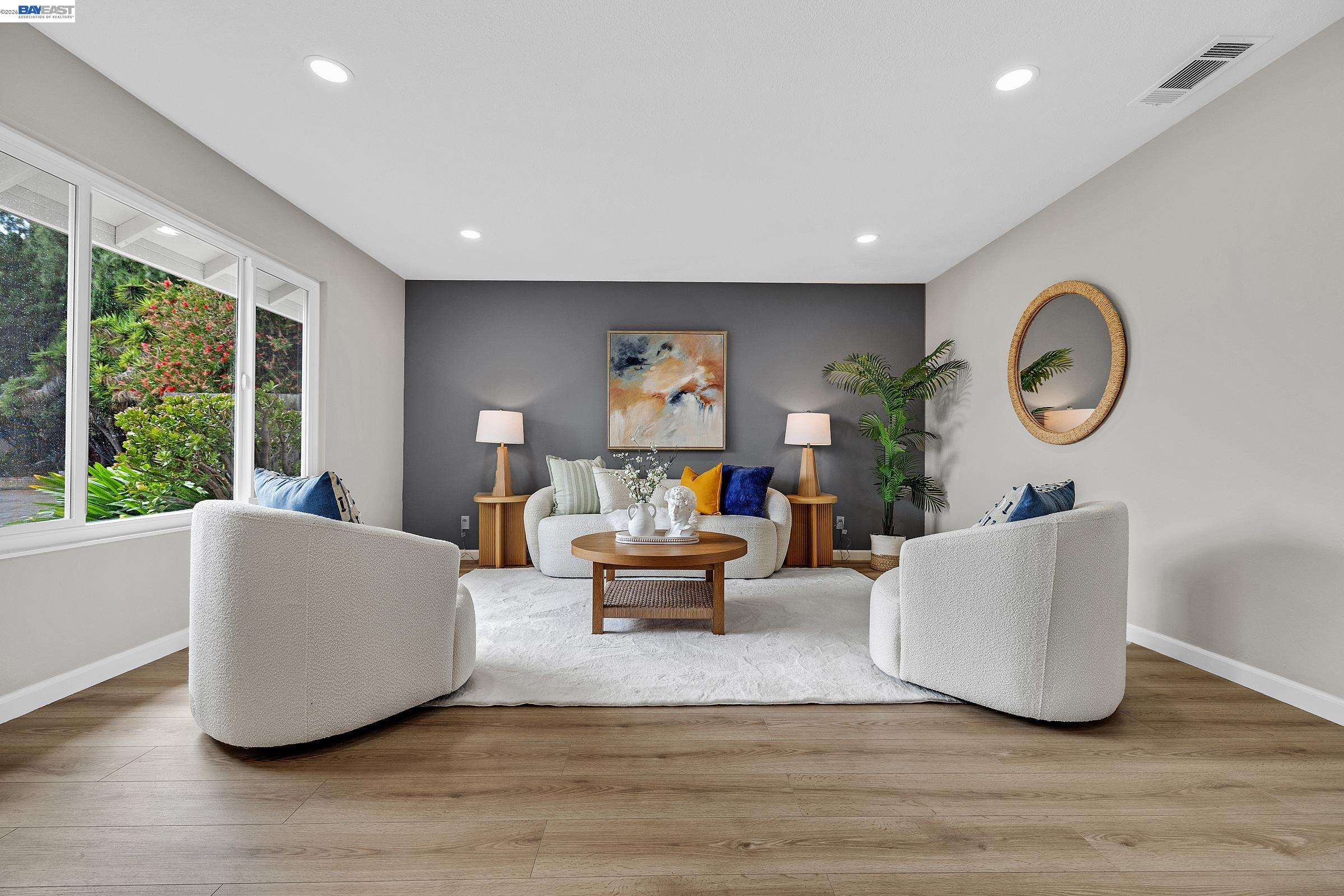 3279 Santa Barbara Ct