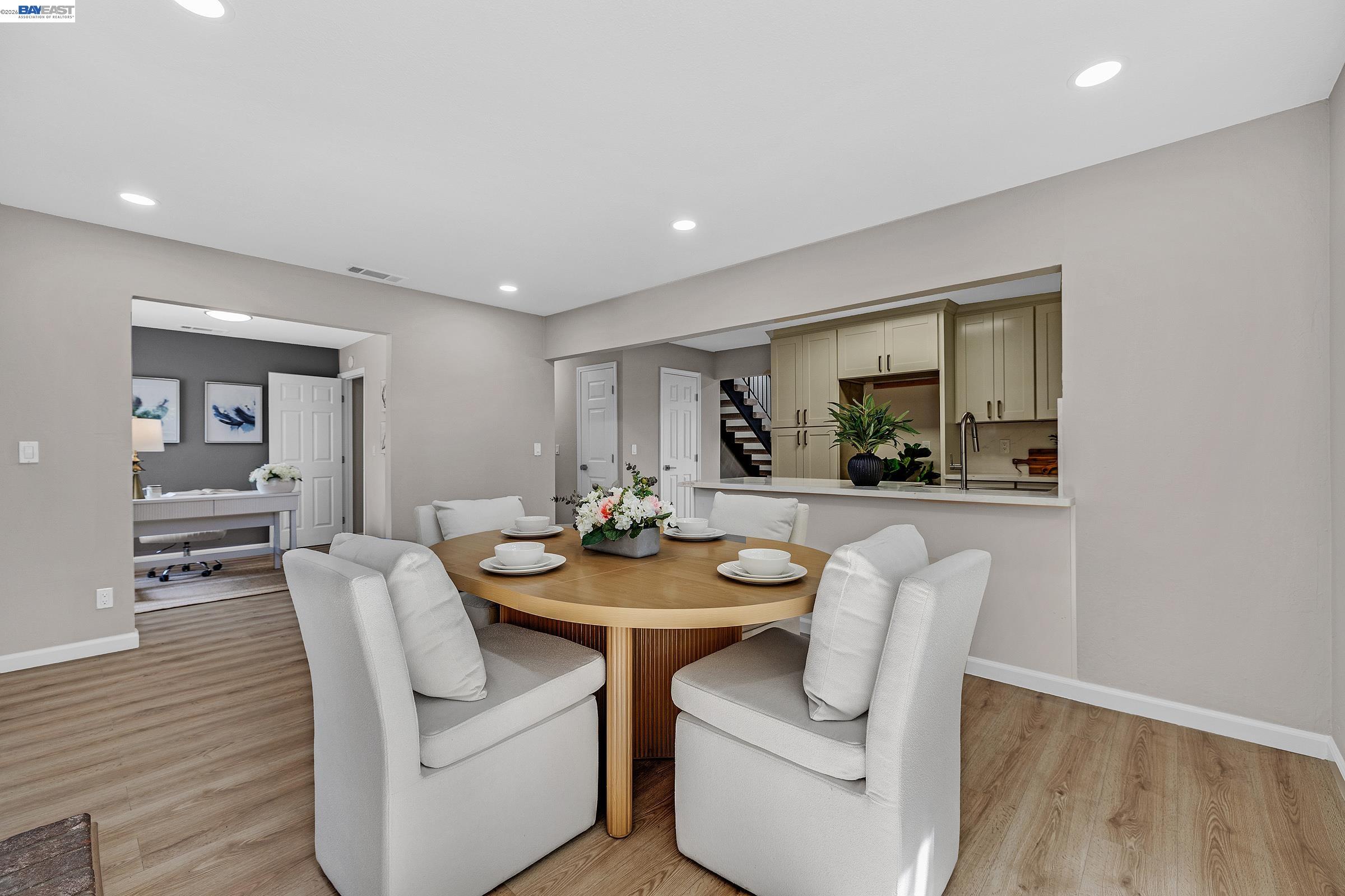 3279 Santa Barbara Ct