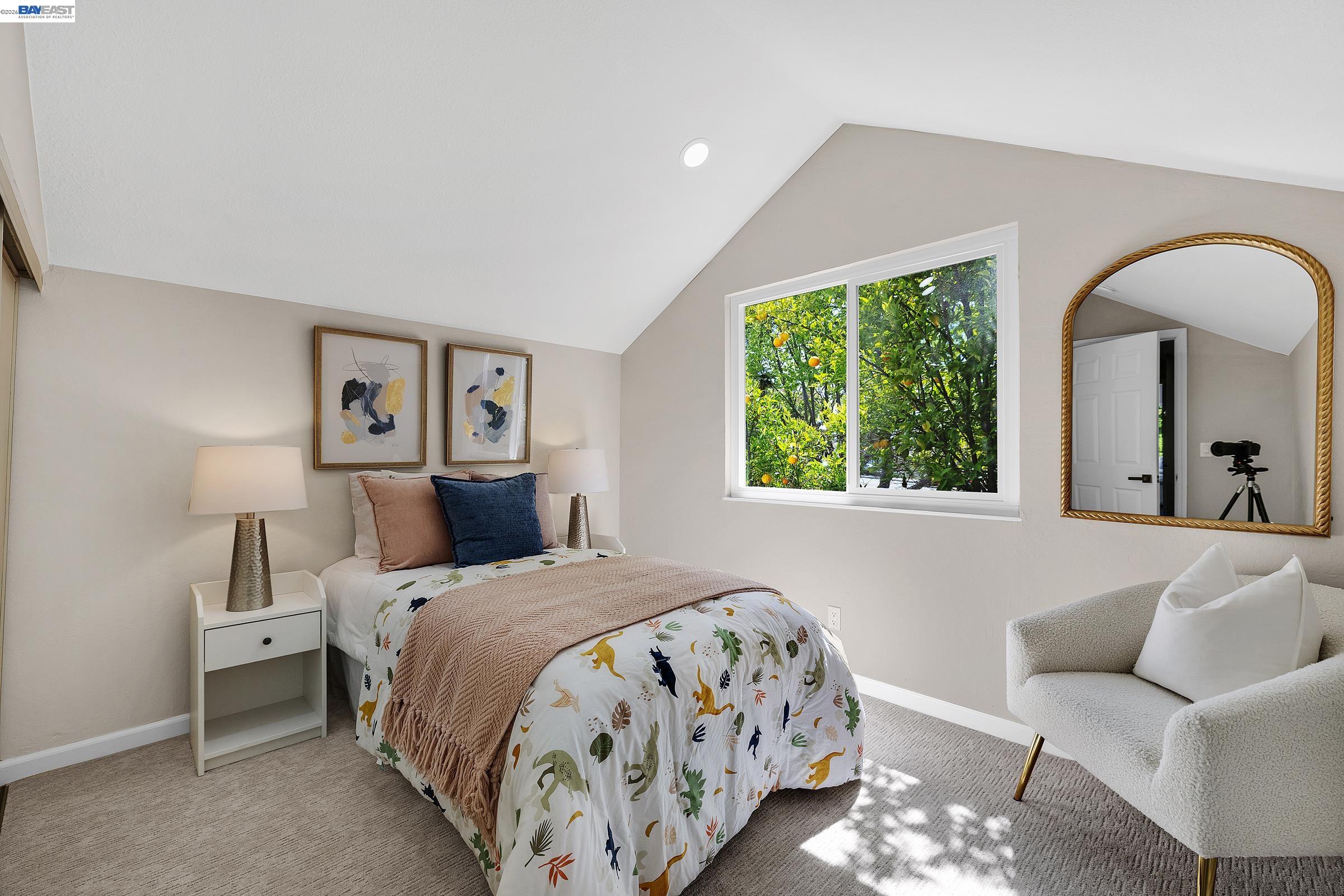 3279 Santa Barbara Ct