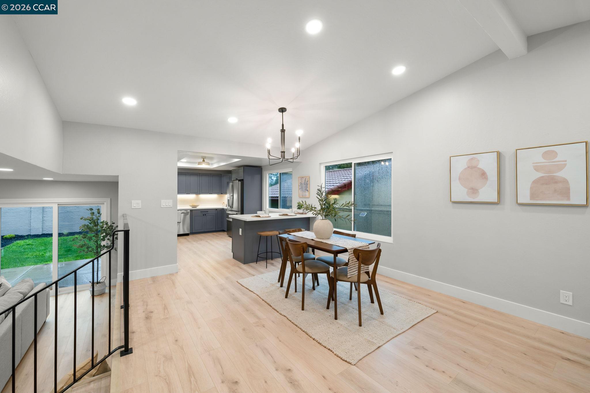 2824 Sombrero Cir