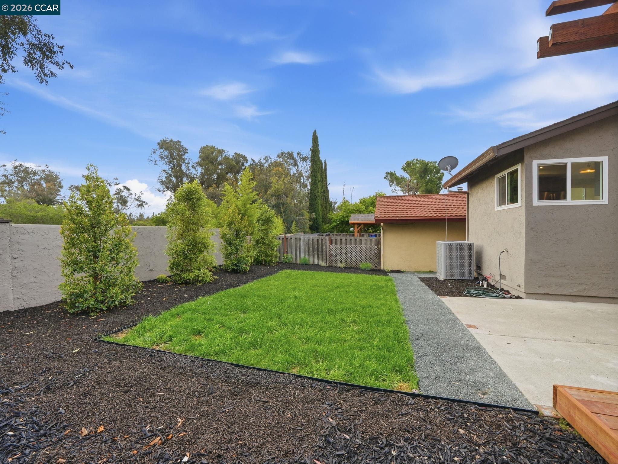 2824 Sombrero Cir