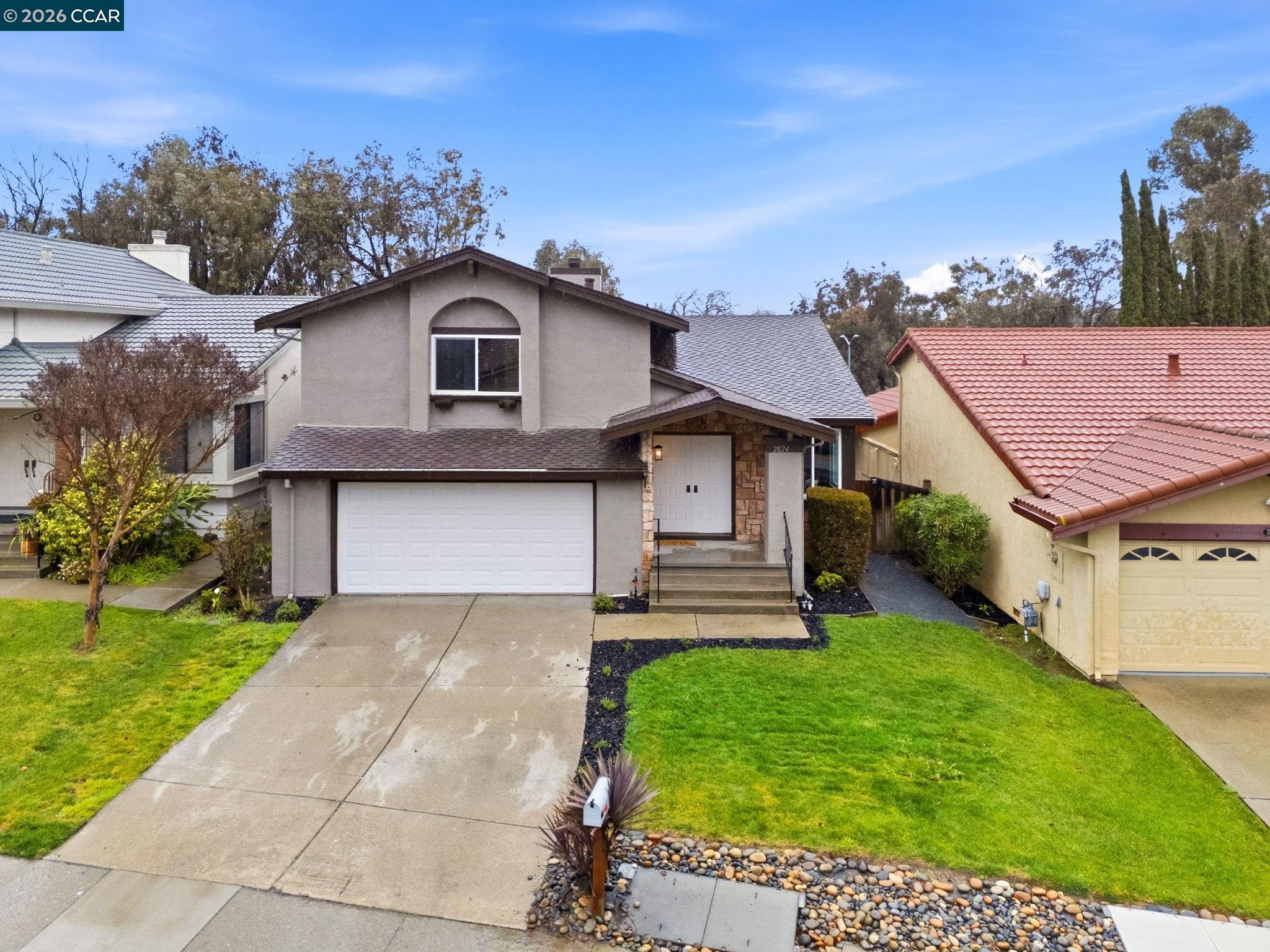 2824 Sombrero Cir