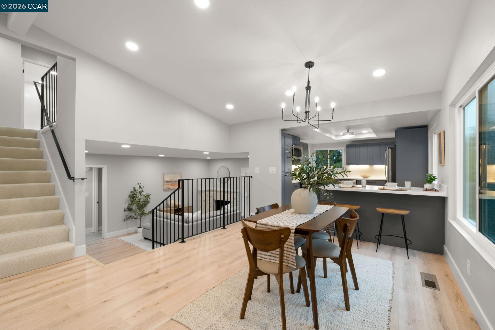 2824 Sombrero Cir