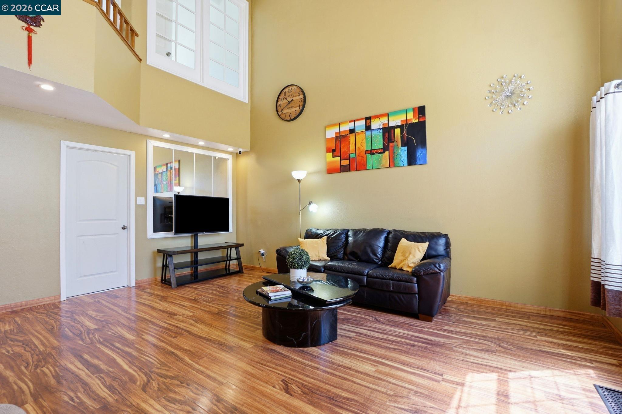 1602 Mellowood St