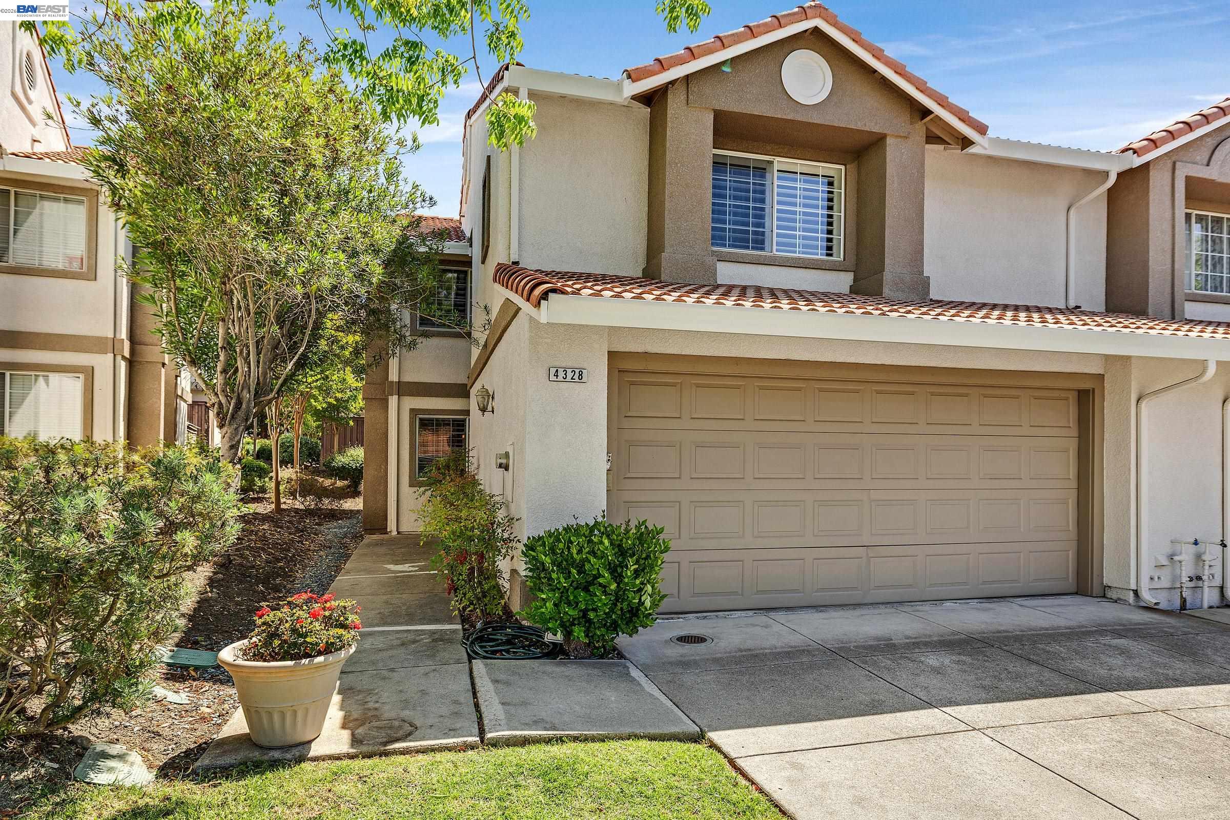 4328 Conejo Dr