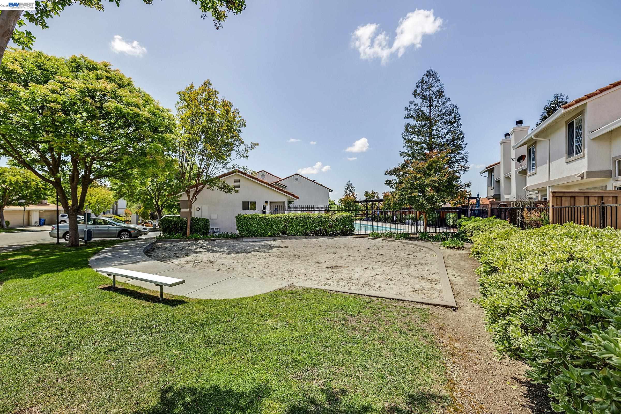 4328 Conejo Dr