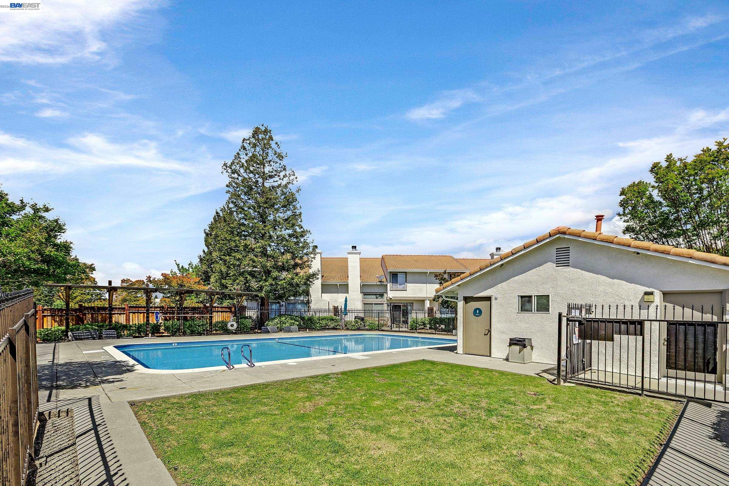4328 Conejo Dr