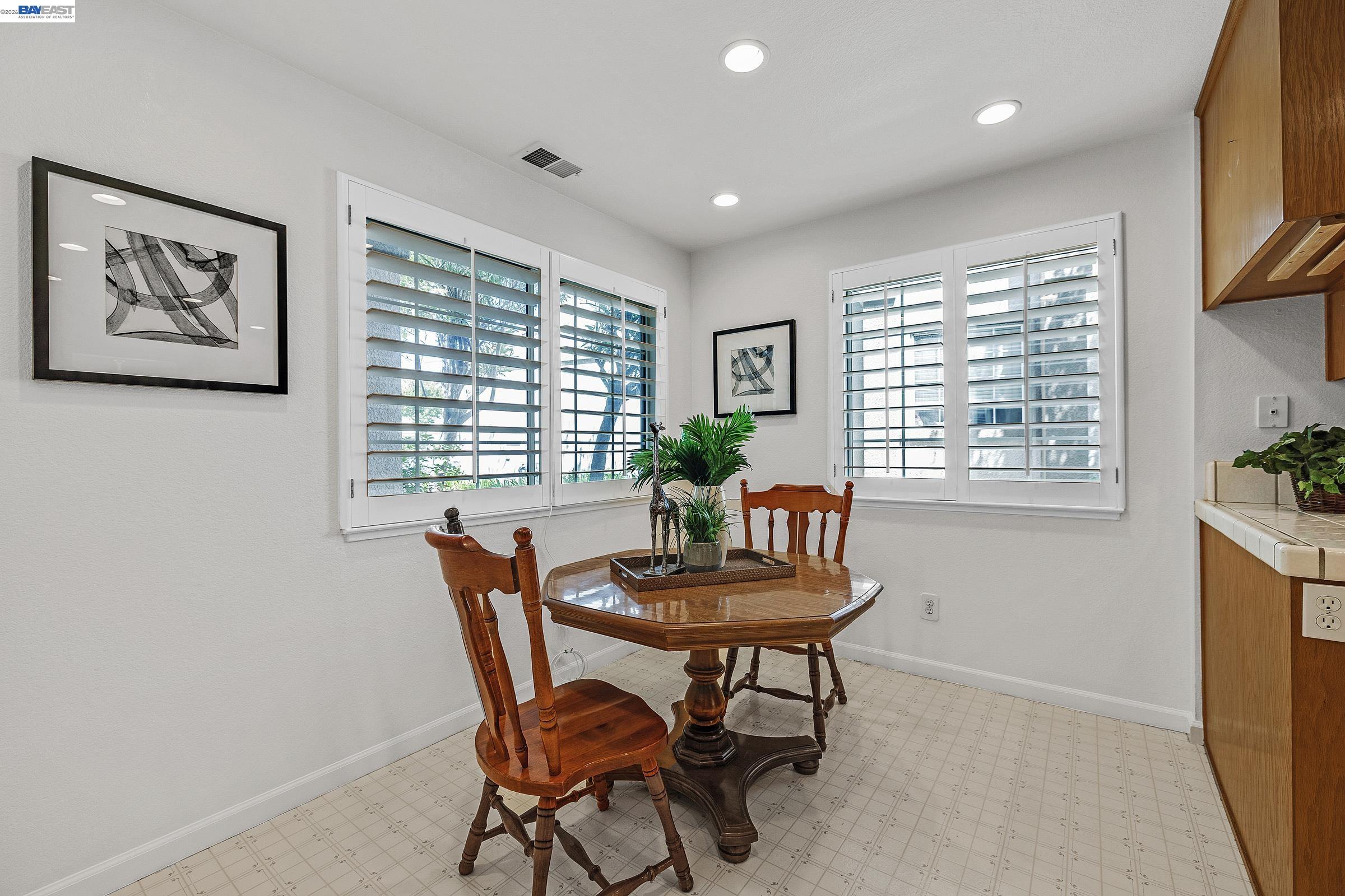4328 Conejo Dr