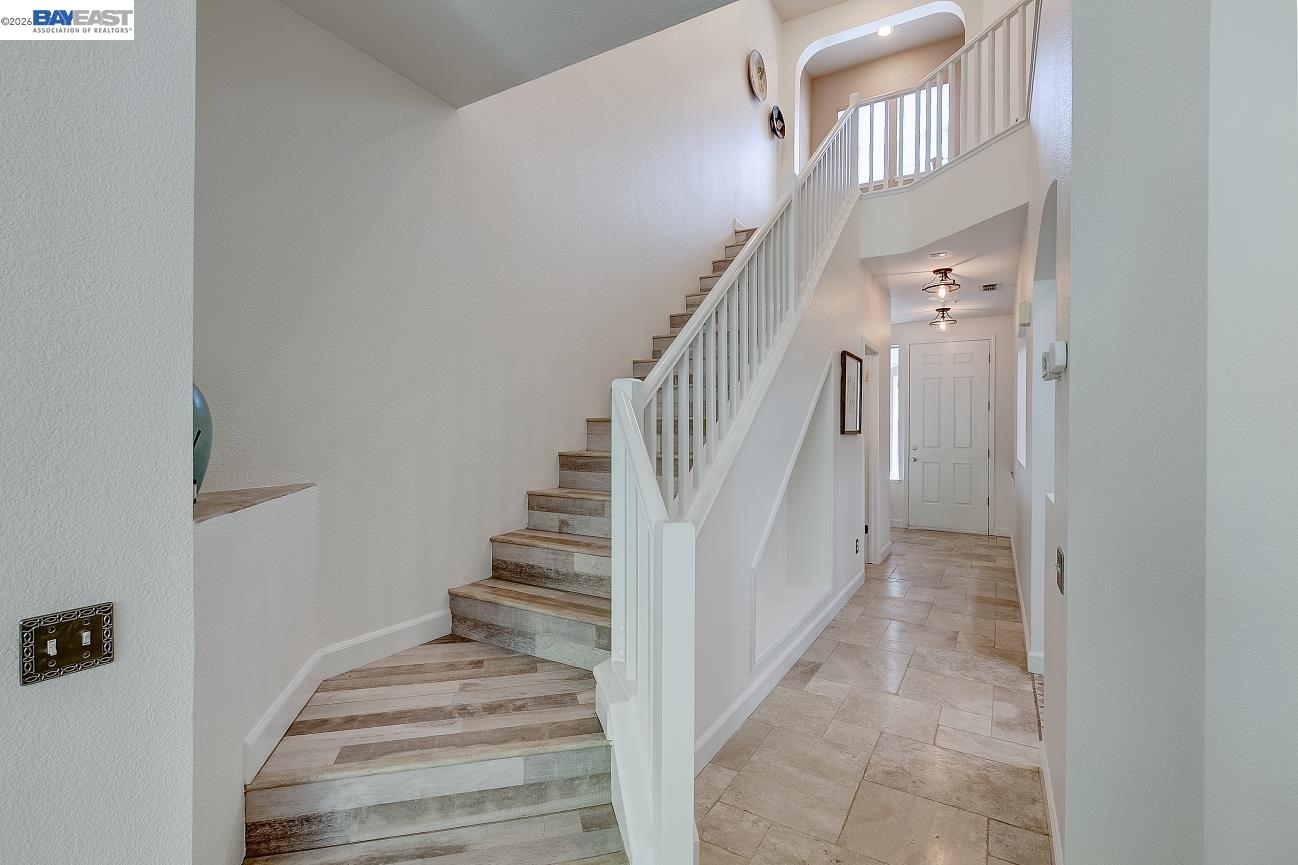 23158 Canyon Terrace Dr
