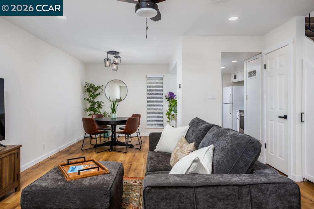 5509 Roundtree Dr Unit: E