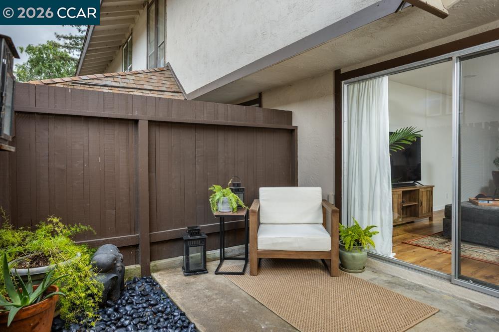 5509 Roundtree Dr Unit: E
