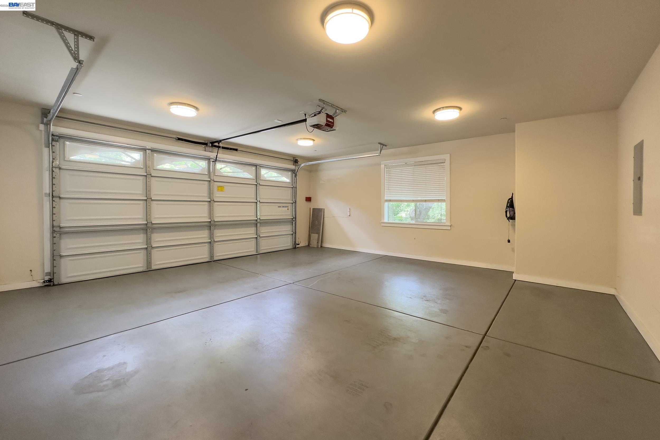 1516 Pleasant Hill Rd