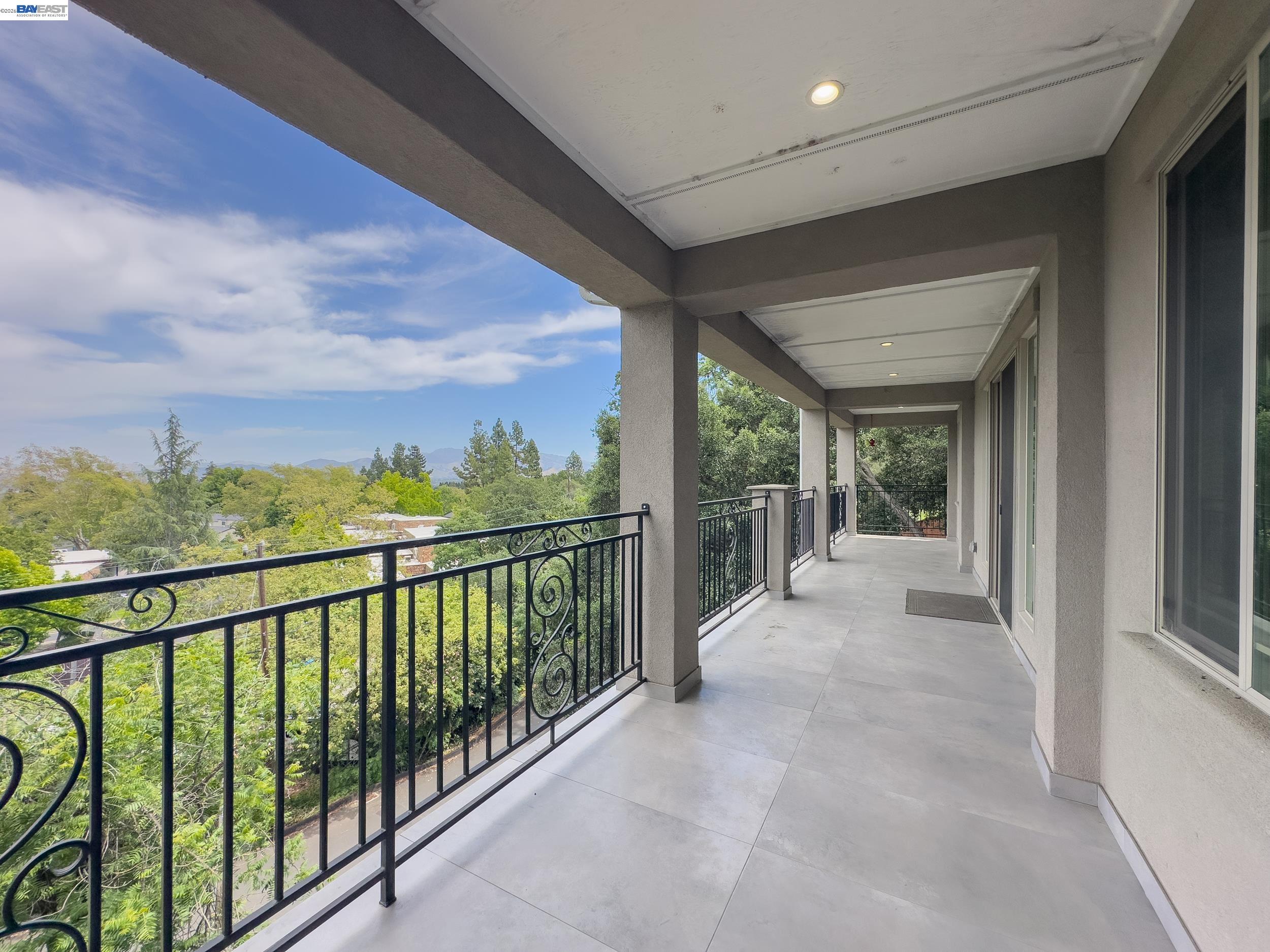 1516 Pleasant Hill Rd