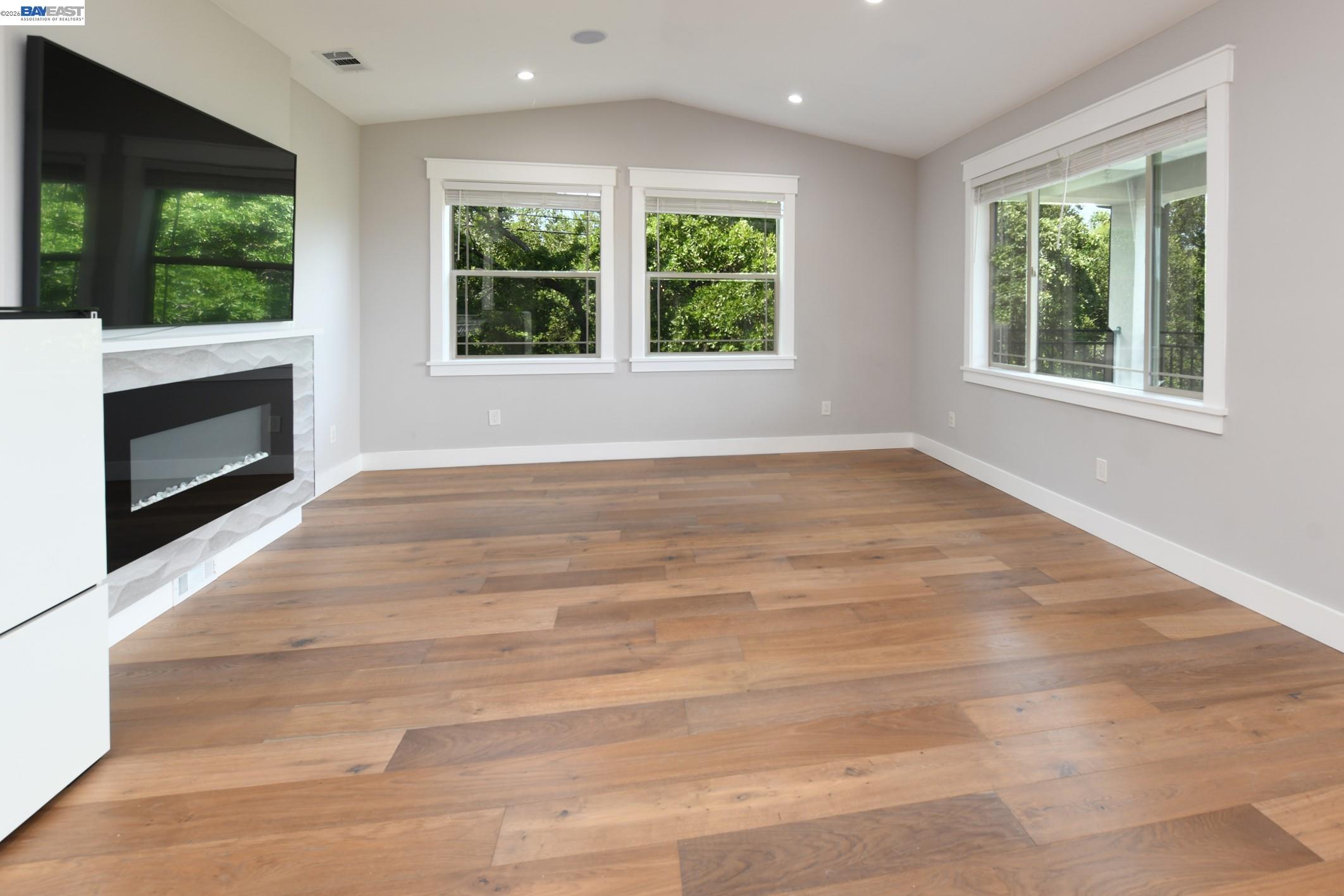 1516 Pleasant Hill Rd