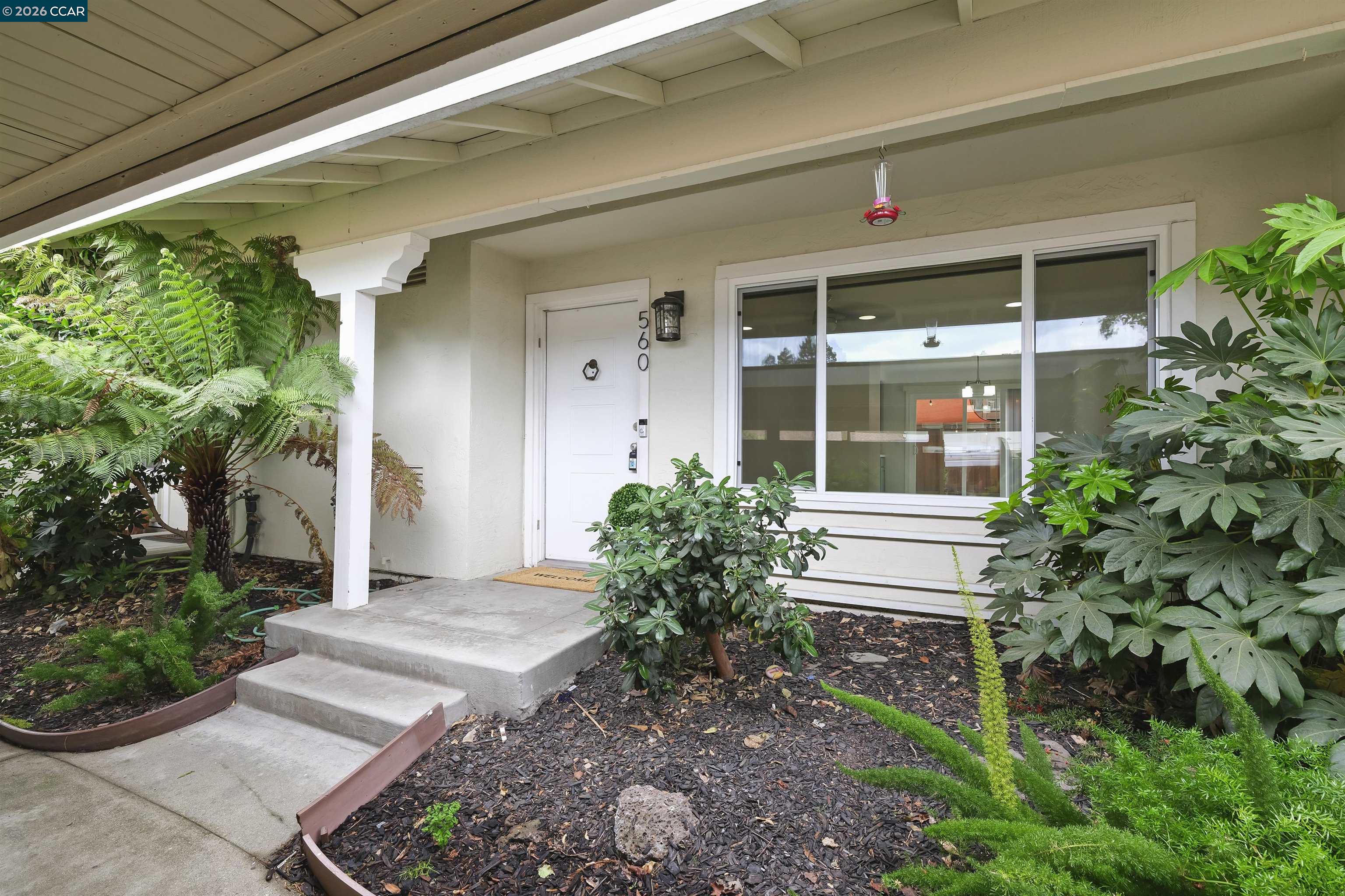 560 La Copita Ct