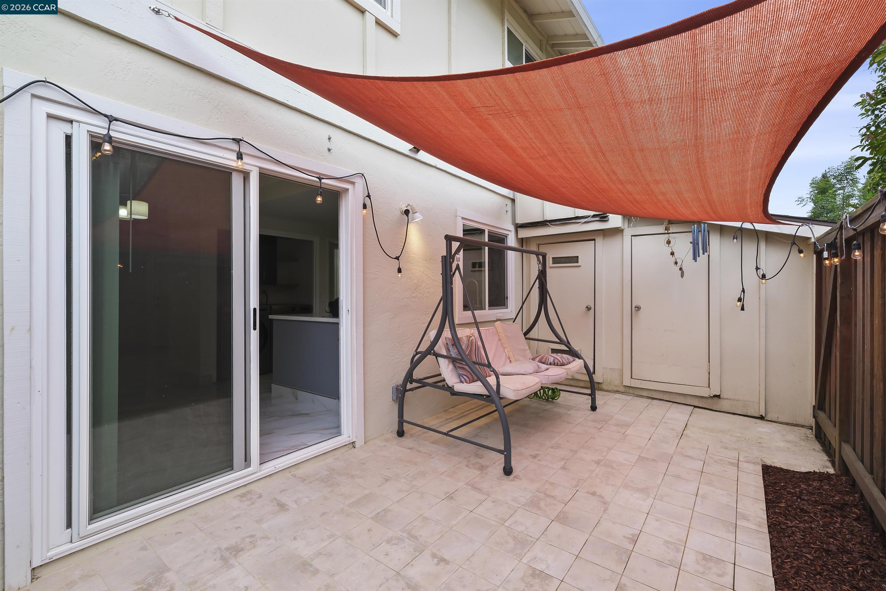 560 La Copita Ct
