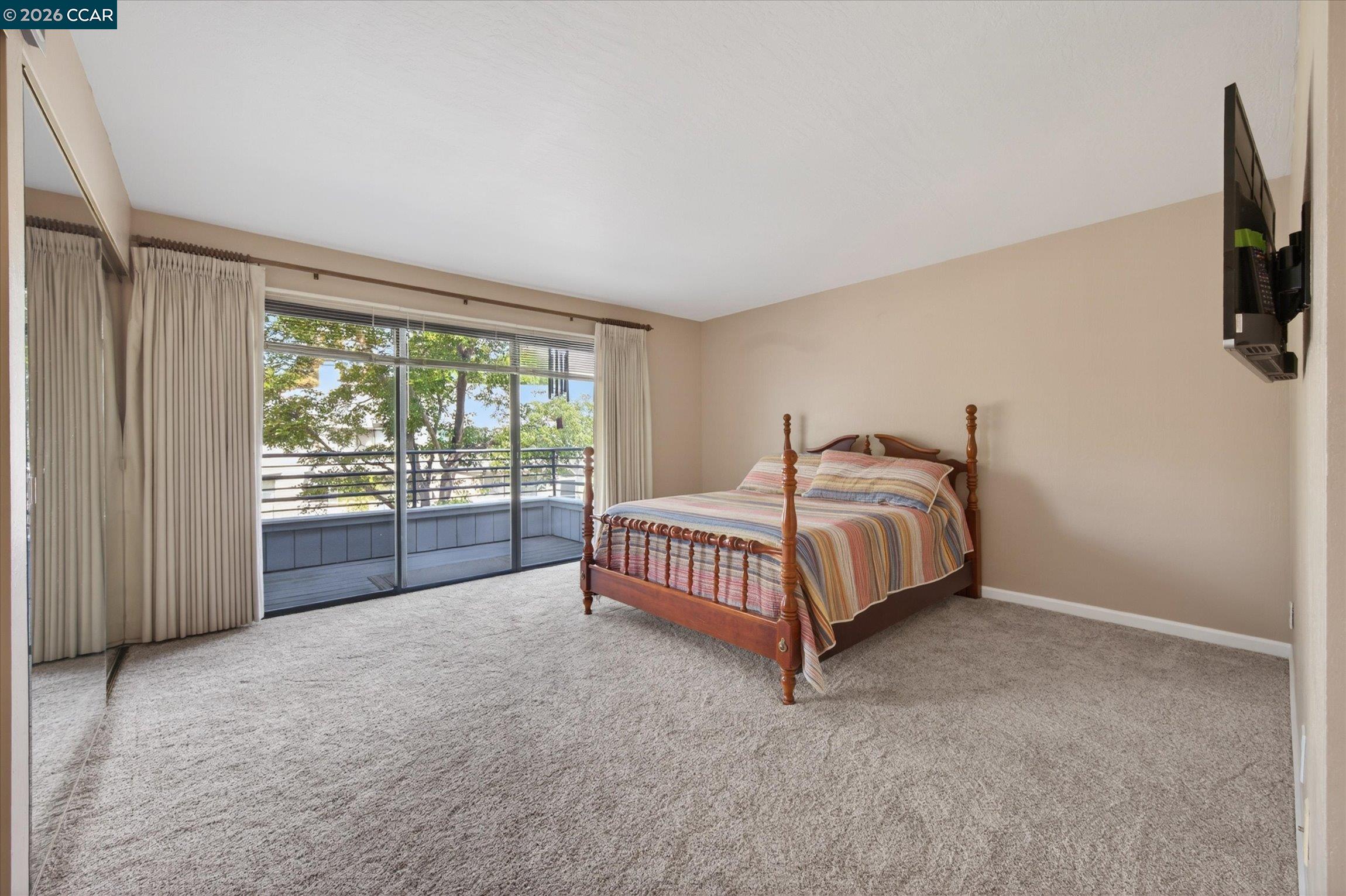 312 Rock Creek Way