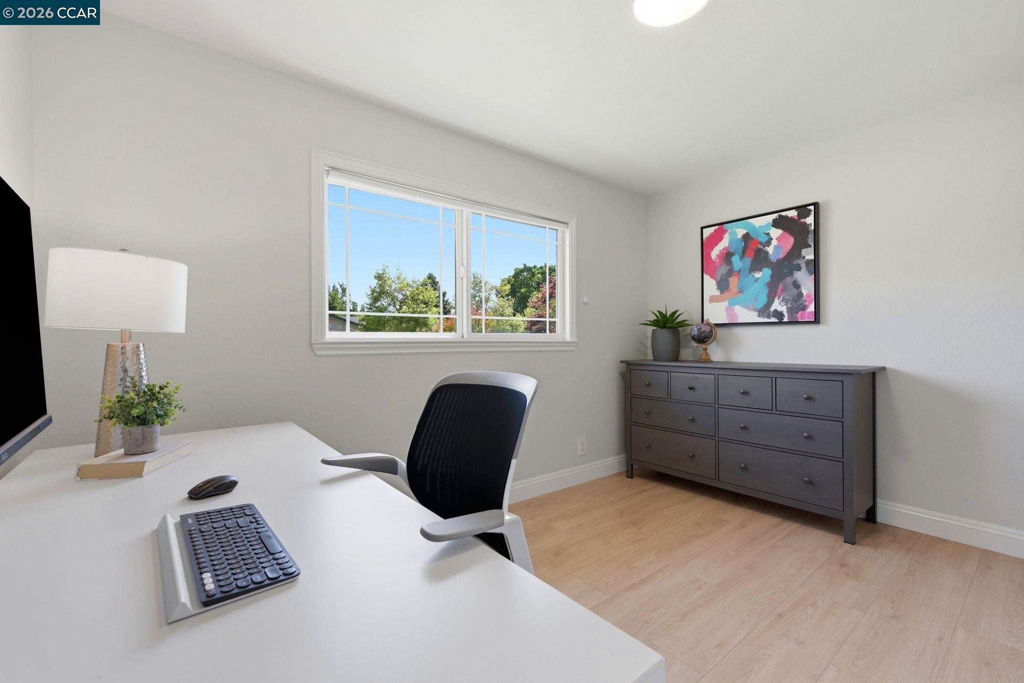 1525 American Beauty Dr