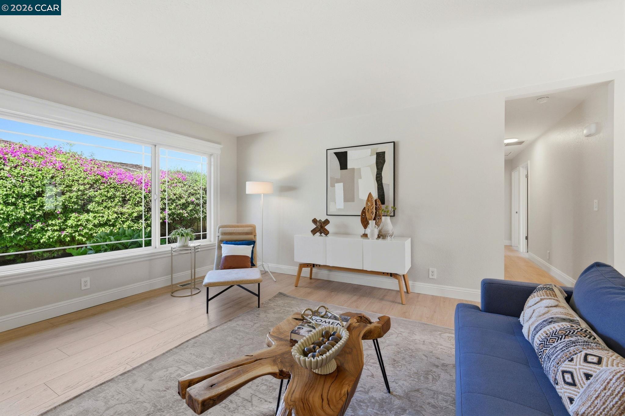 1525 American Beauty Dr