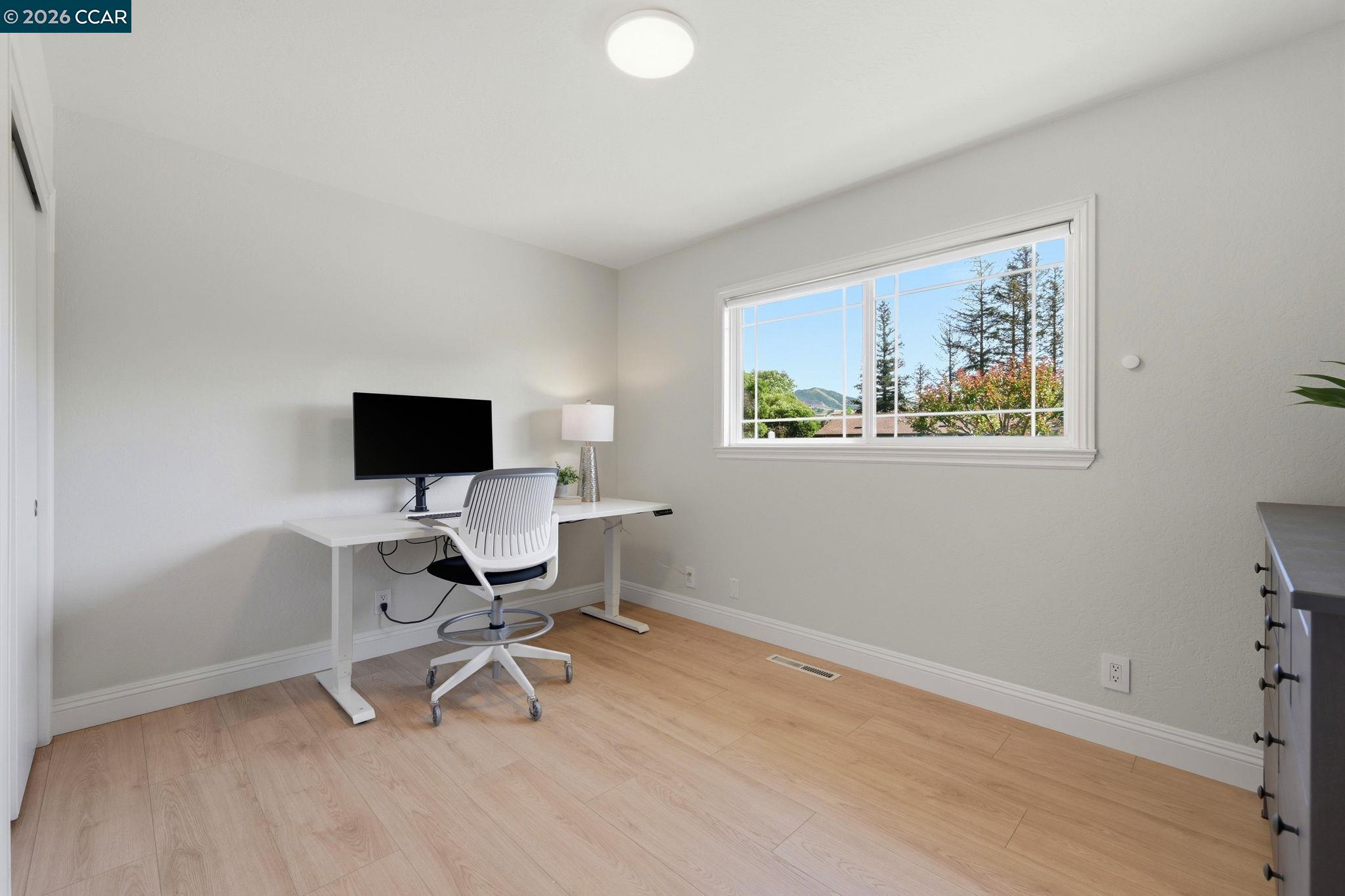 1525 American Beauty Dr