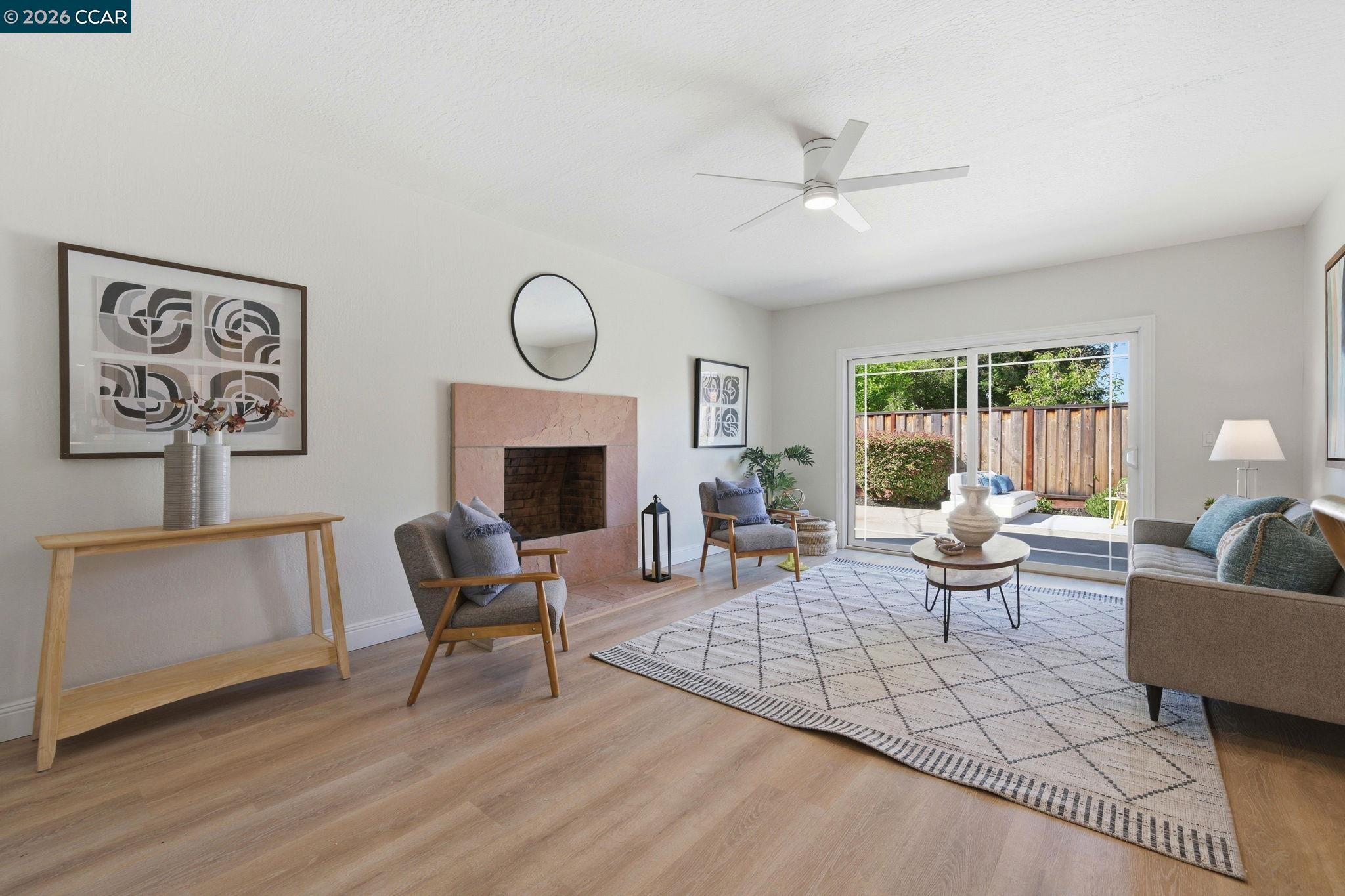 1525 American Beauty Dr