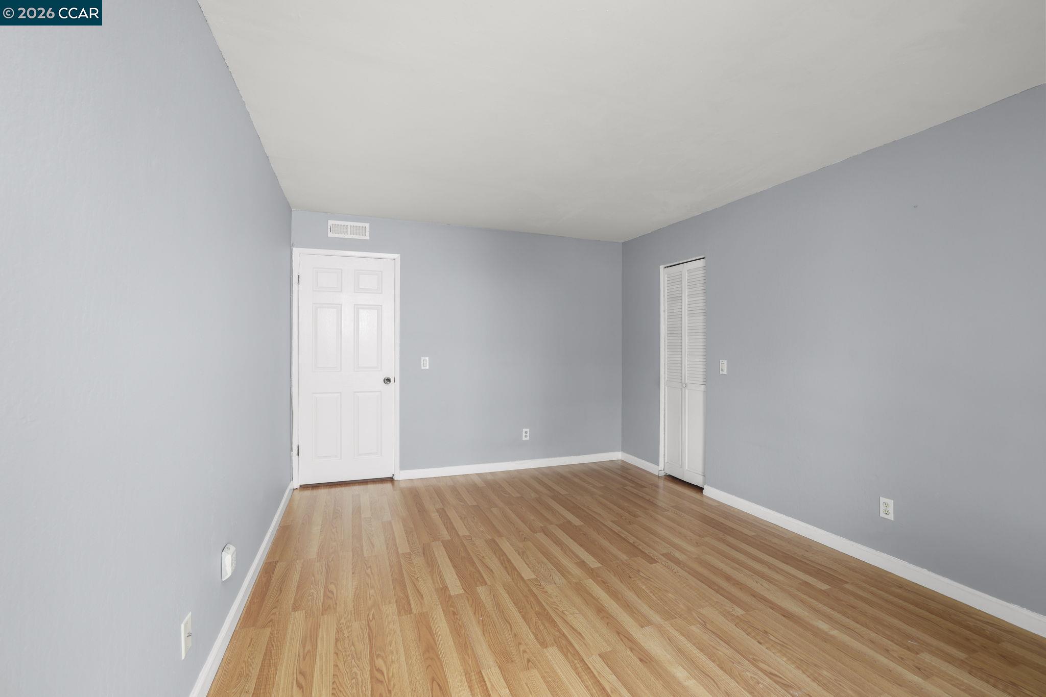 330 N Civic Dr # 203