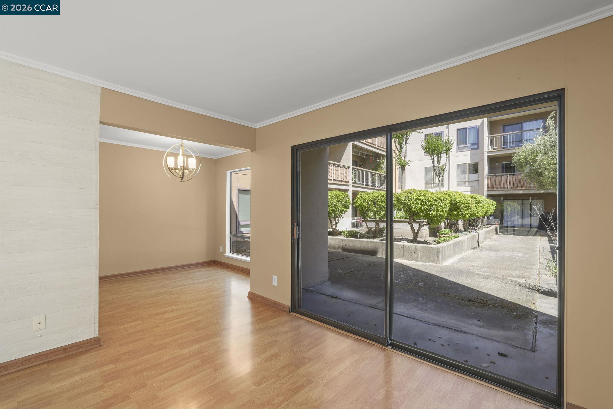 330 N Civic Dr # 203
