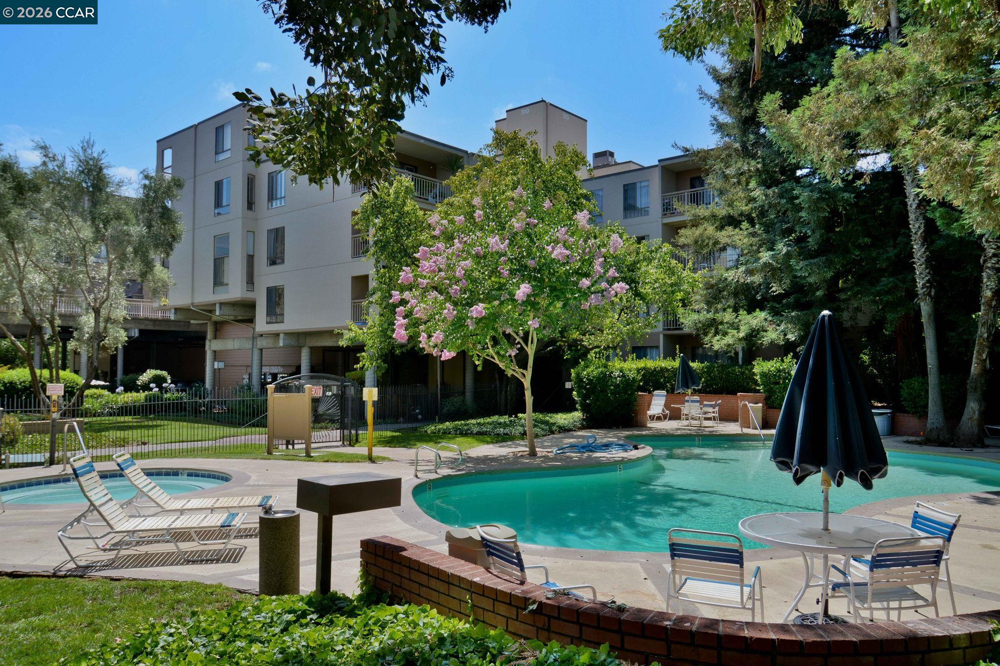 330 N Civic Dr # 203
