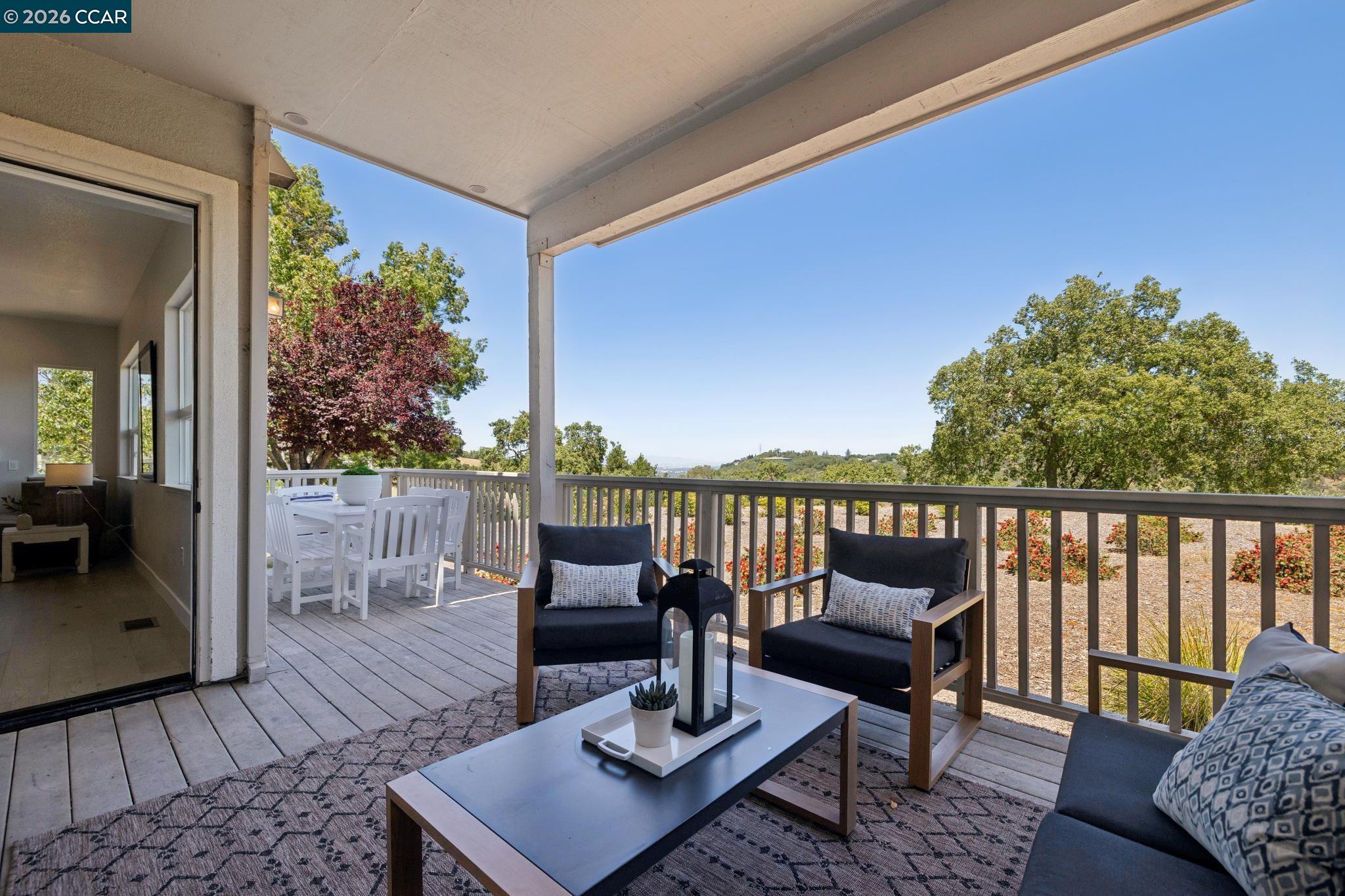 568 High Eagle Ct