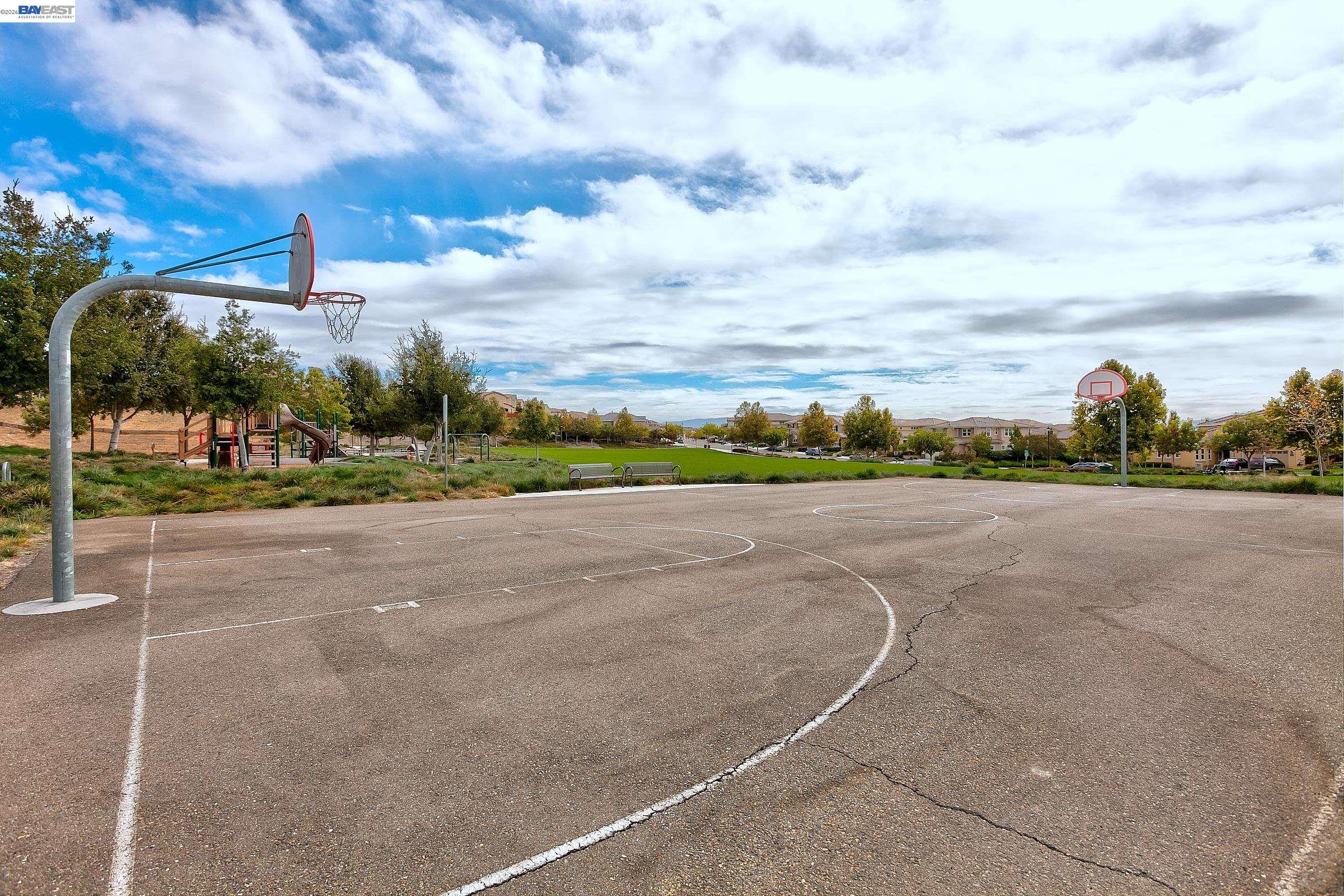 5202 SALERNO DR