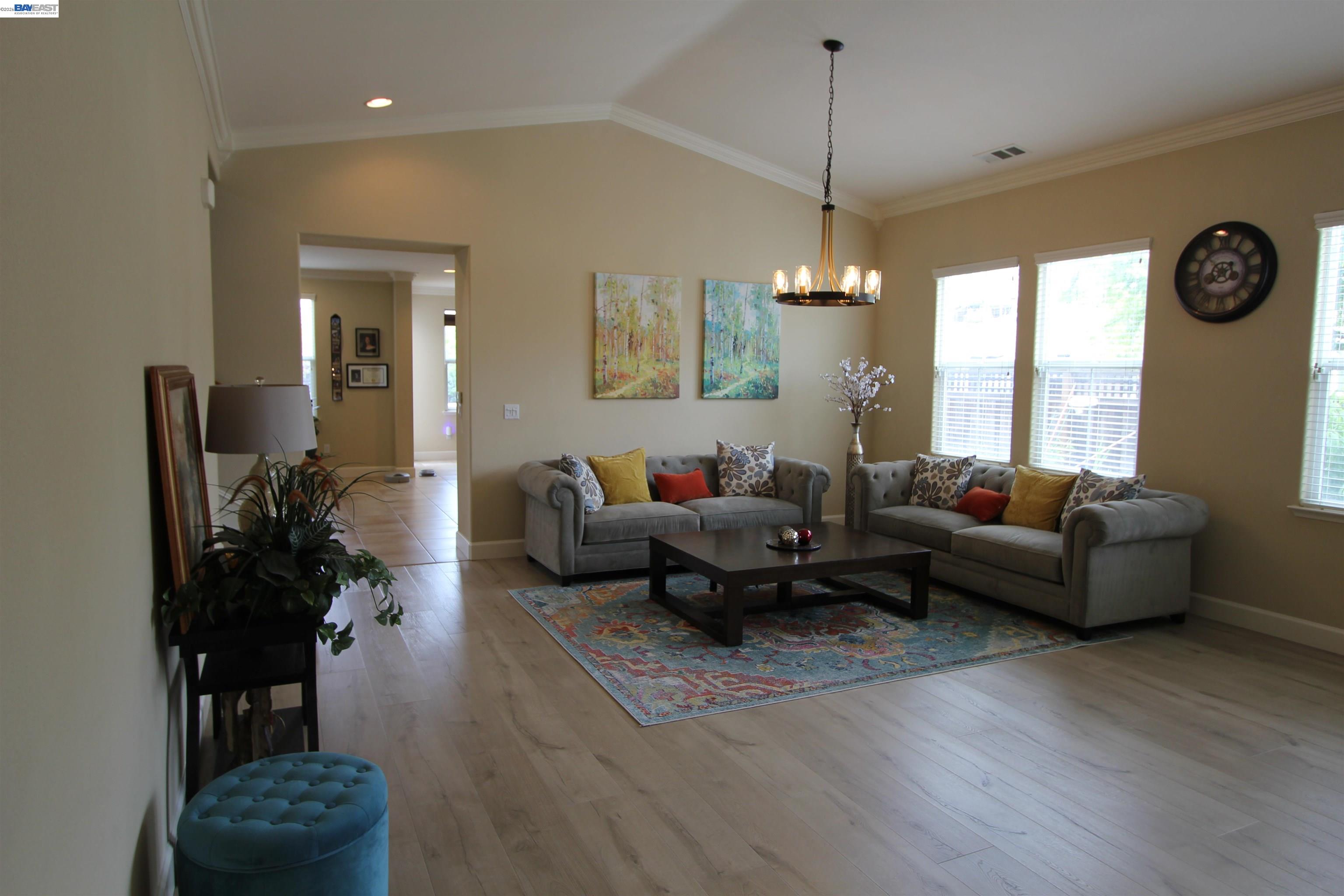 5202 SALERNO DR