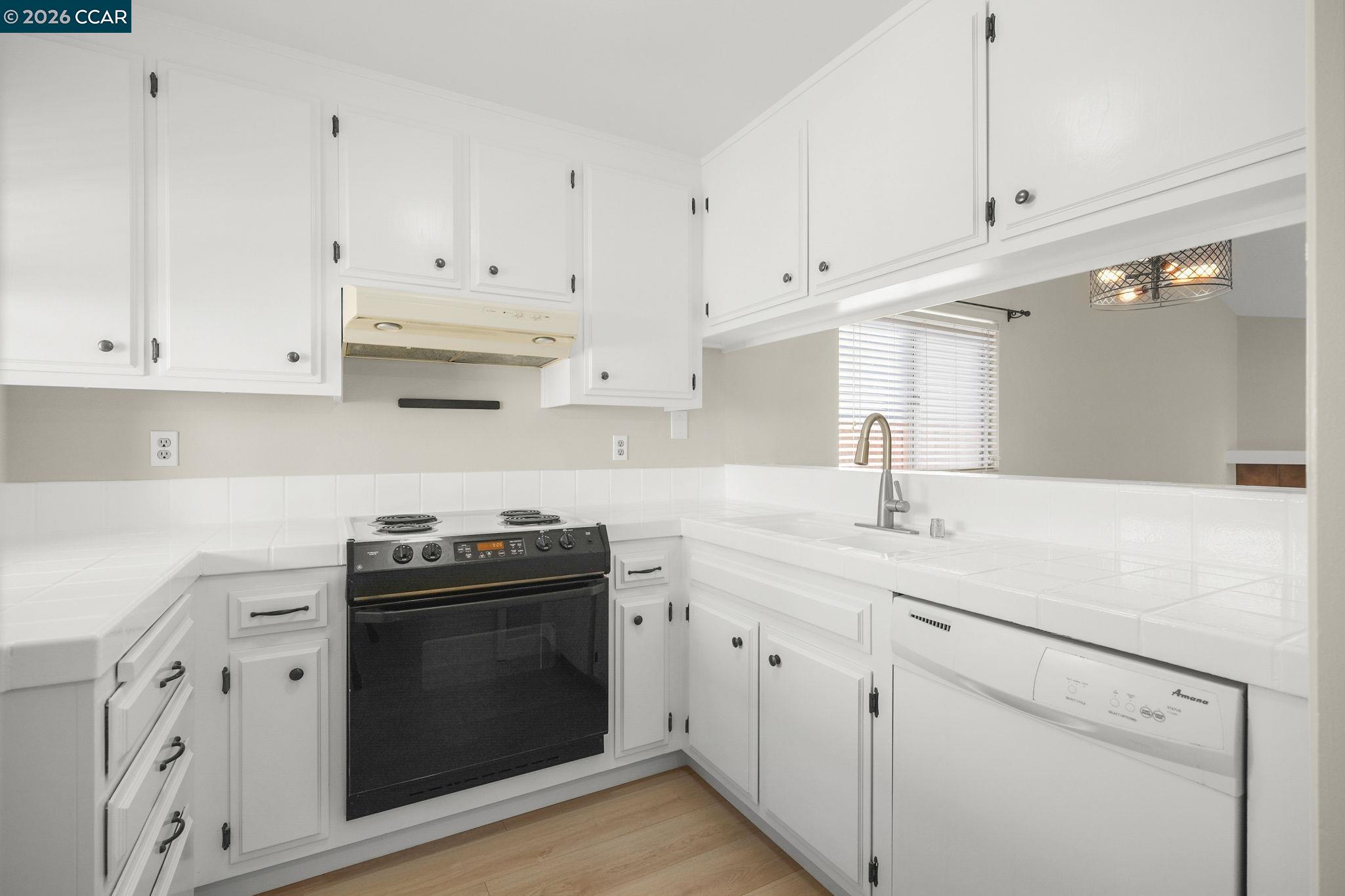 4322 Machado Dr