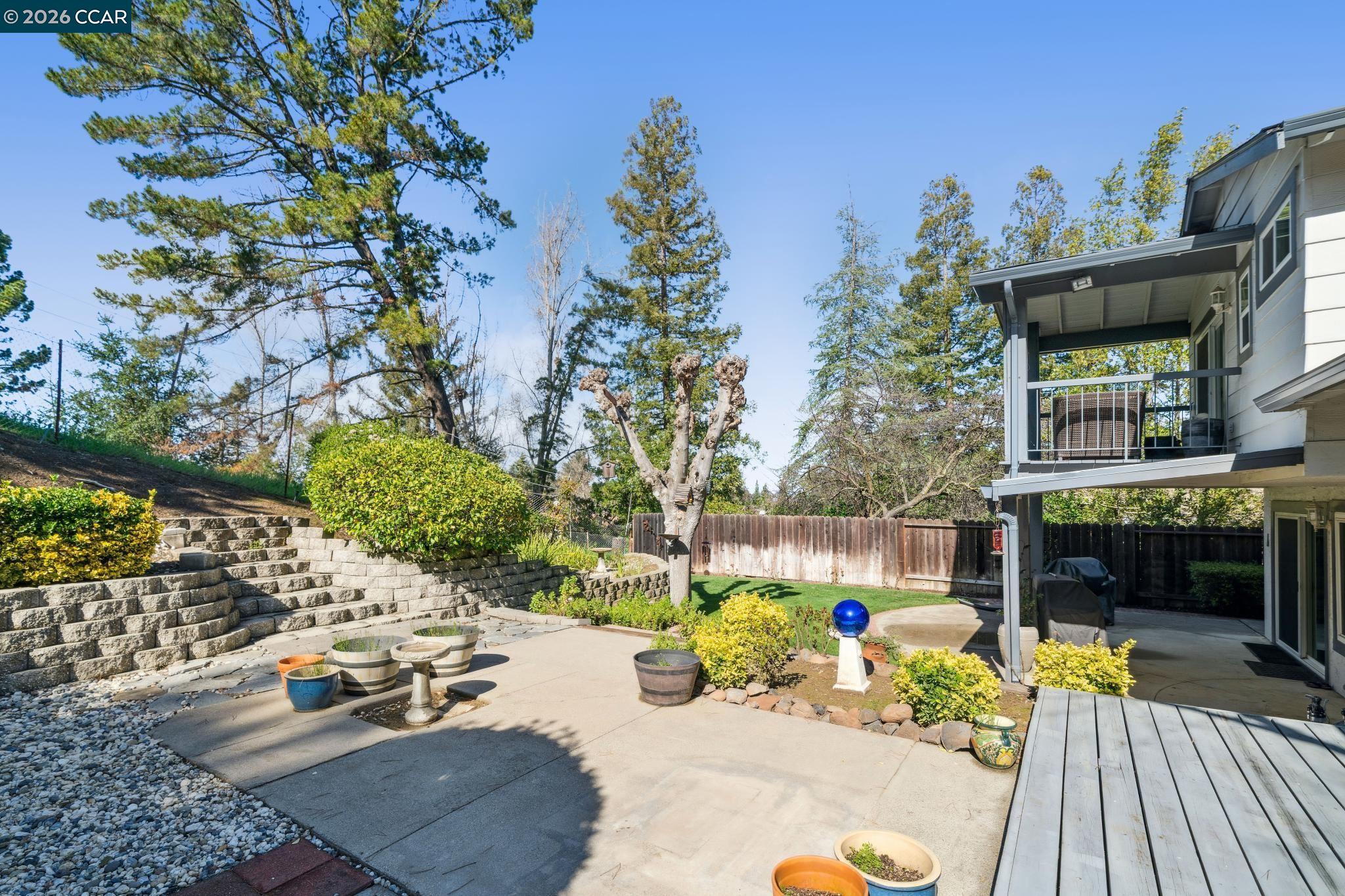 1014 Veterans Ct