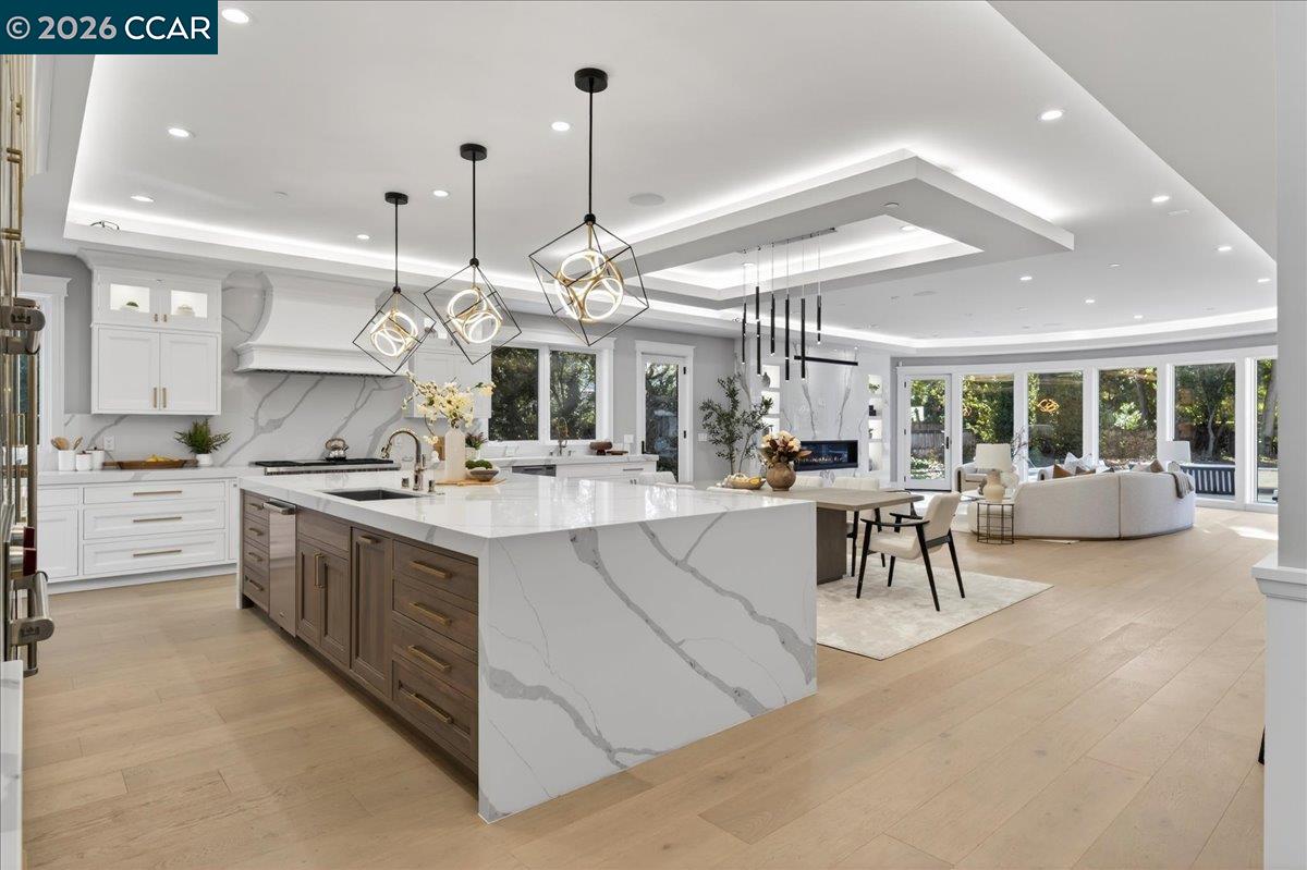 78 Middlefield Rd
