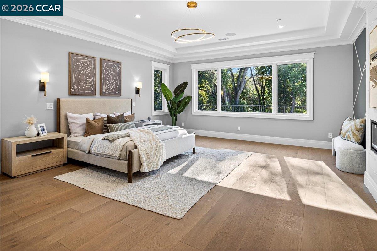 78 Middlefield Rd