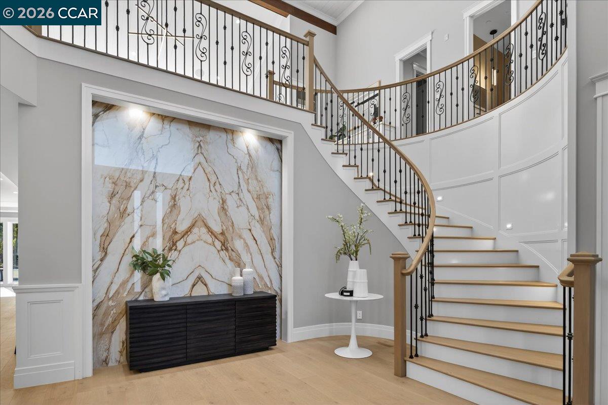 78 Middlefield Rd
