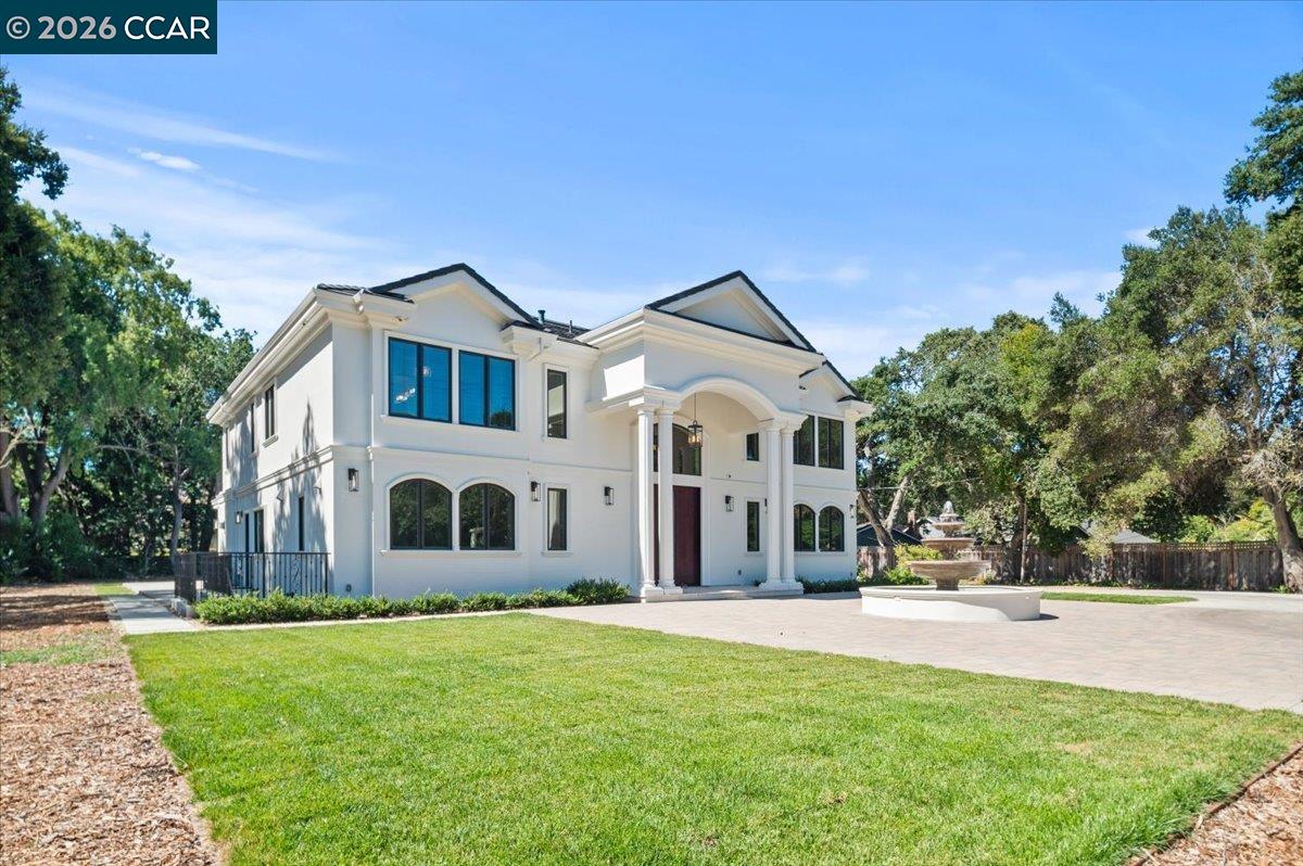78 Middlefield Rd