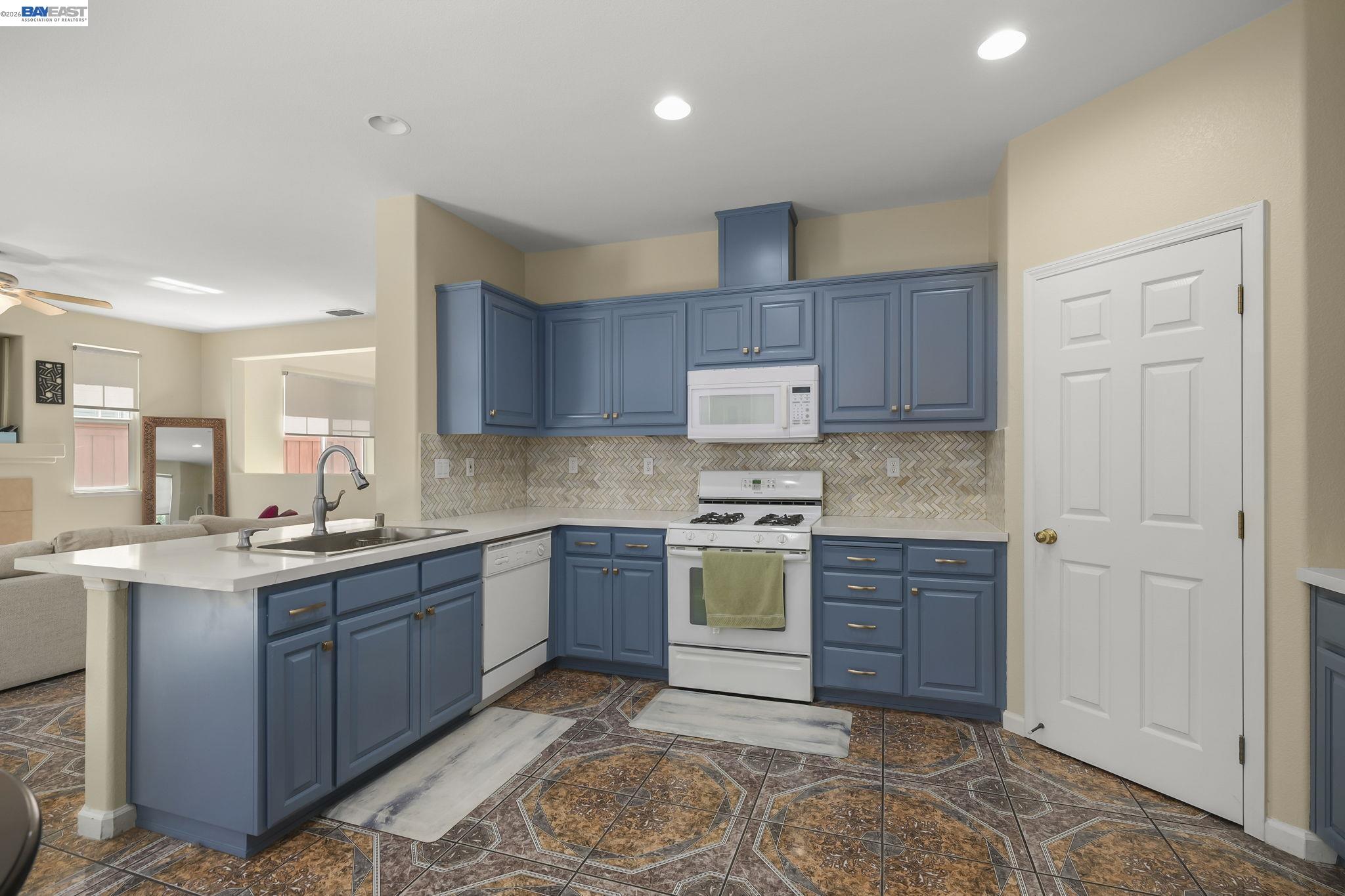 687 Rockspray Circle