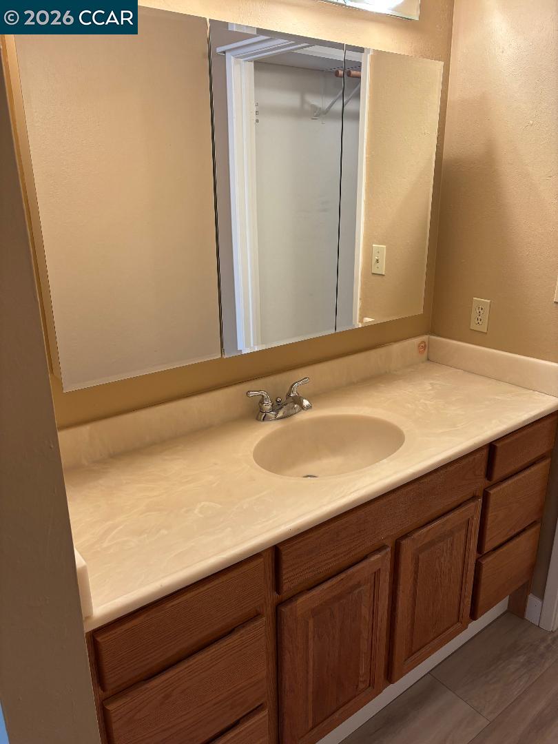 5460 Concord Blvd Unit: B7
