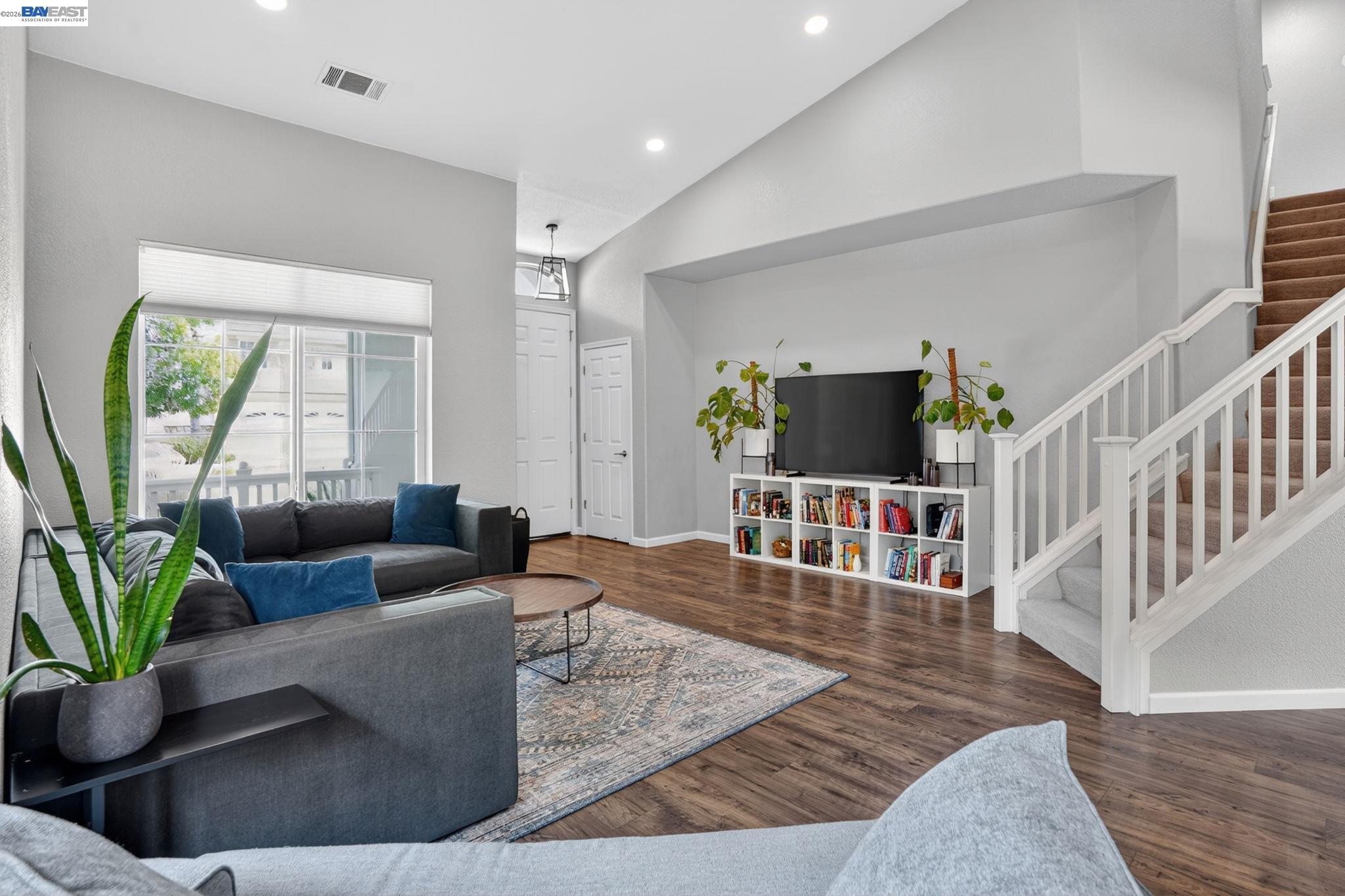 1435 Ruebens Mdw